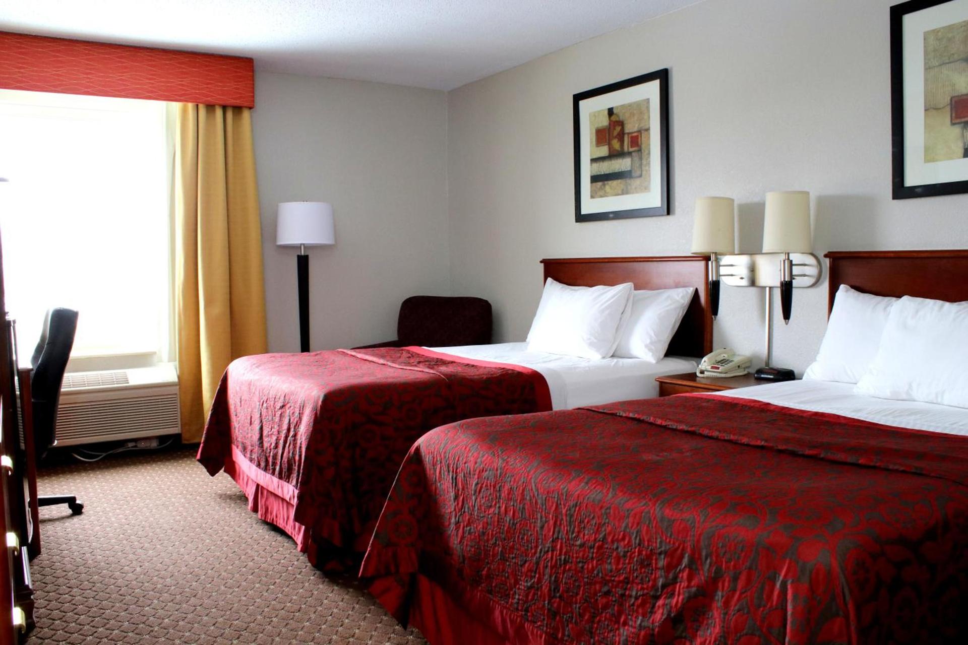 Days Inn & Suites by Wyndham Bloomington/Normal IL photo 29