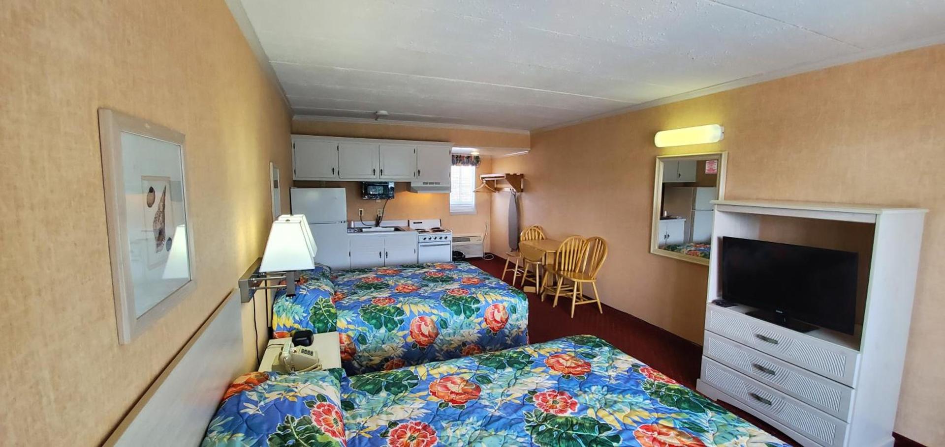 Shangri-La Motel photo 6