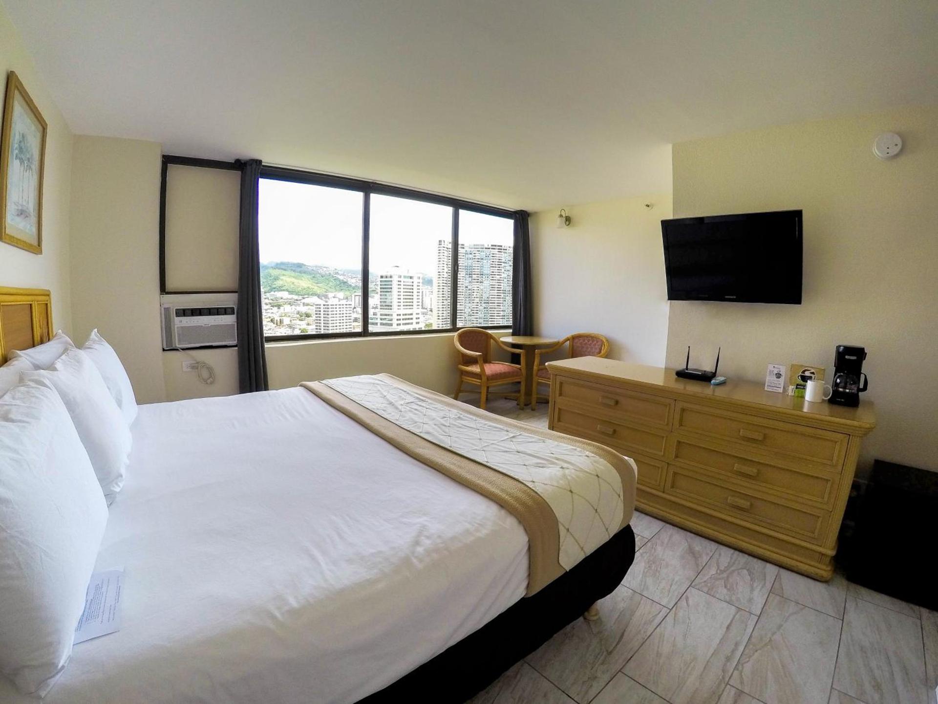 Waikiki Monarch Hotel photo 3