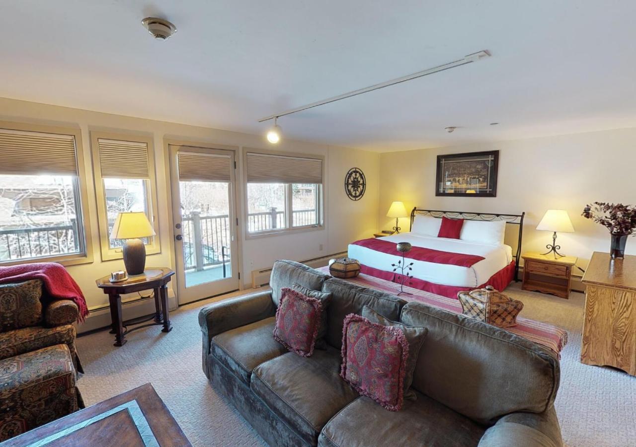 Manor Vail Lodge photo 50