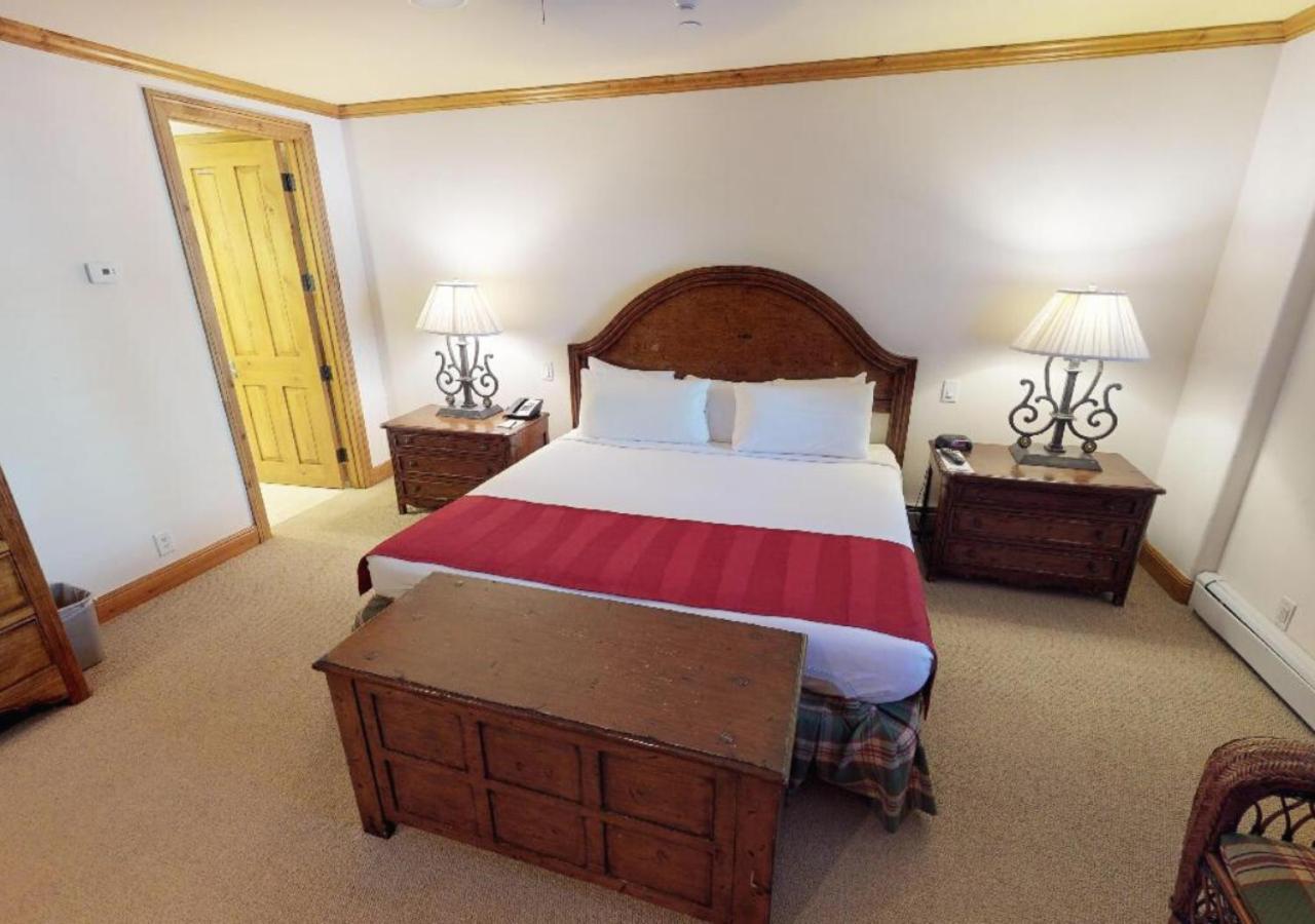 Manor Vail Lodge photo 40