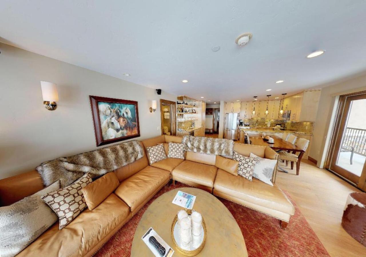 Manor Vail Lodge photo 16