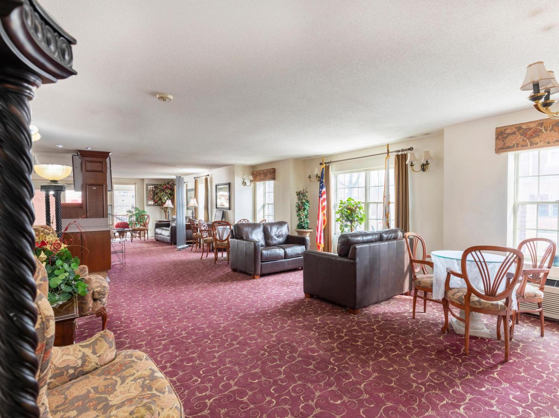 Mansion View Inn & Suites photo 38