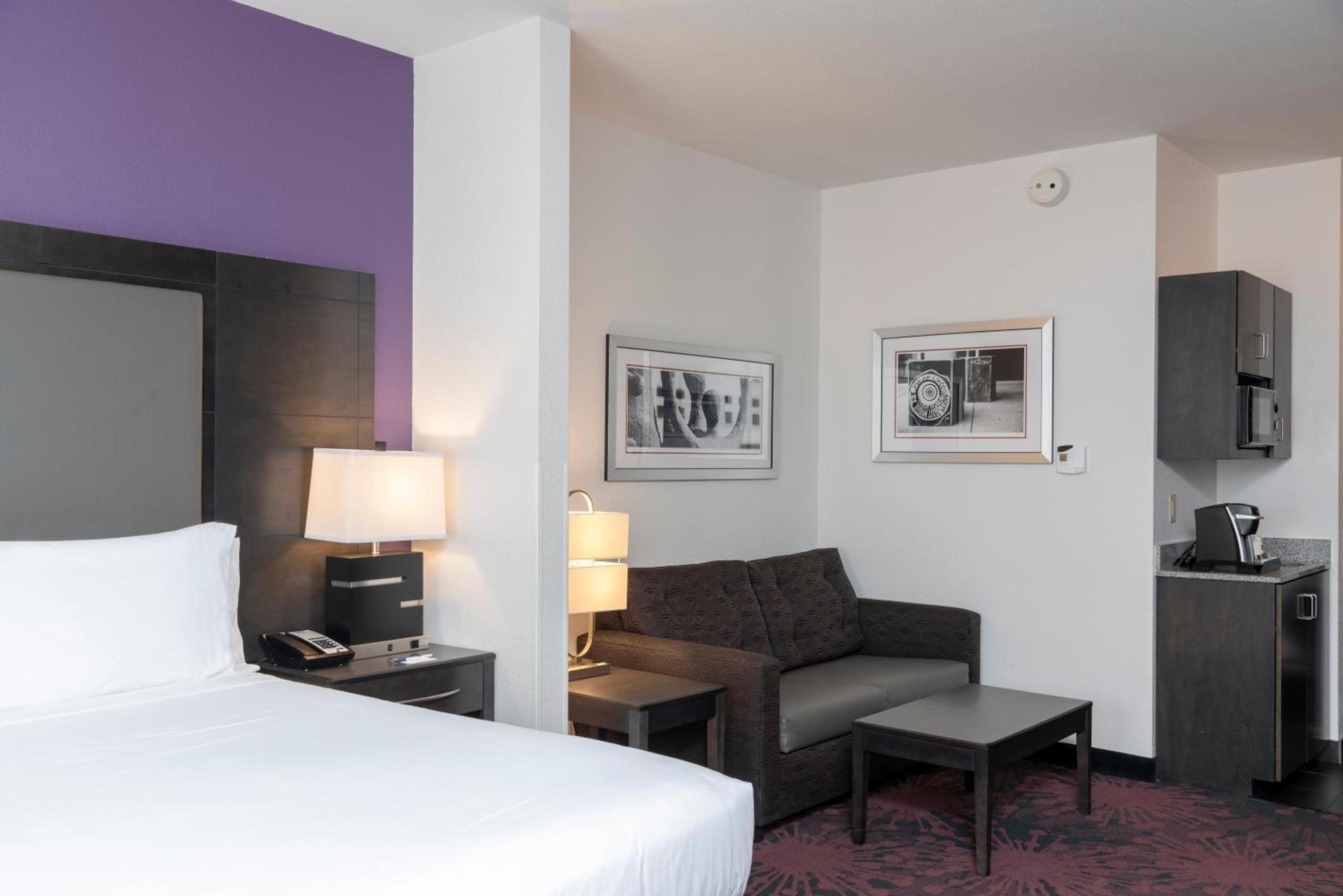 Holiday Inn Express & Suites Columbus - Polaris, an IHG Hotel photo 34