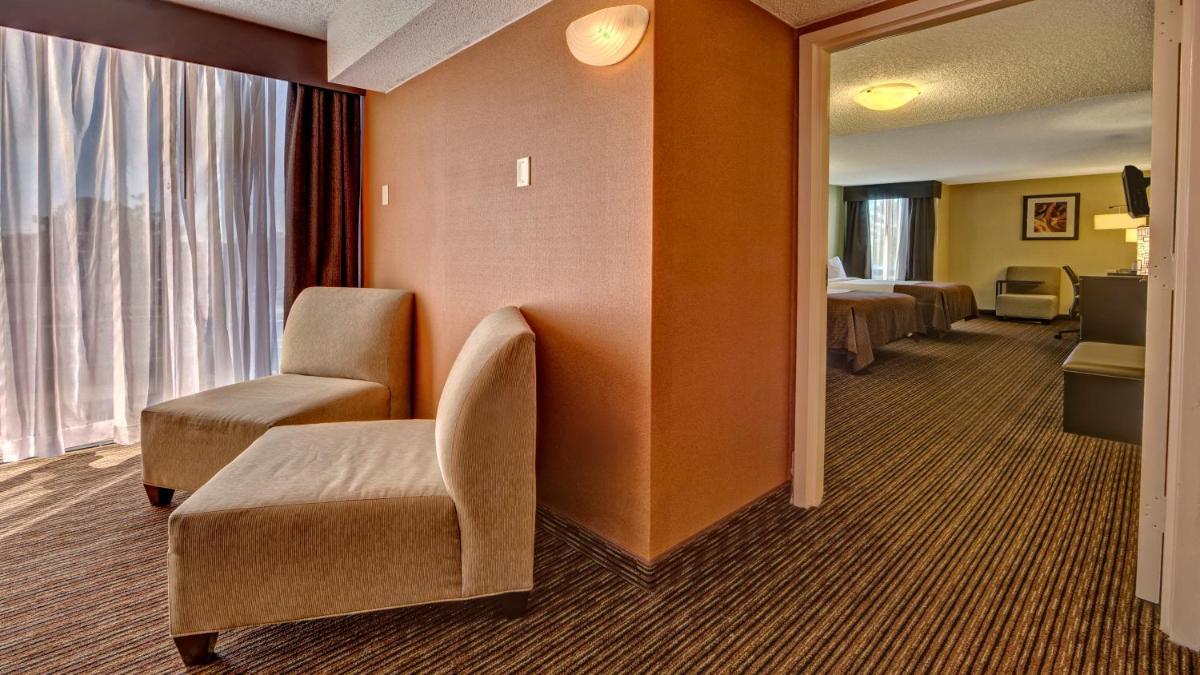 Clarion Hotel & Suites Conference Center Memphis Airport photo 9