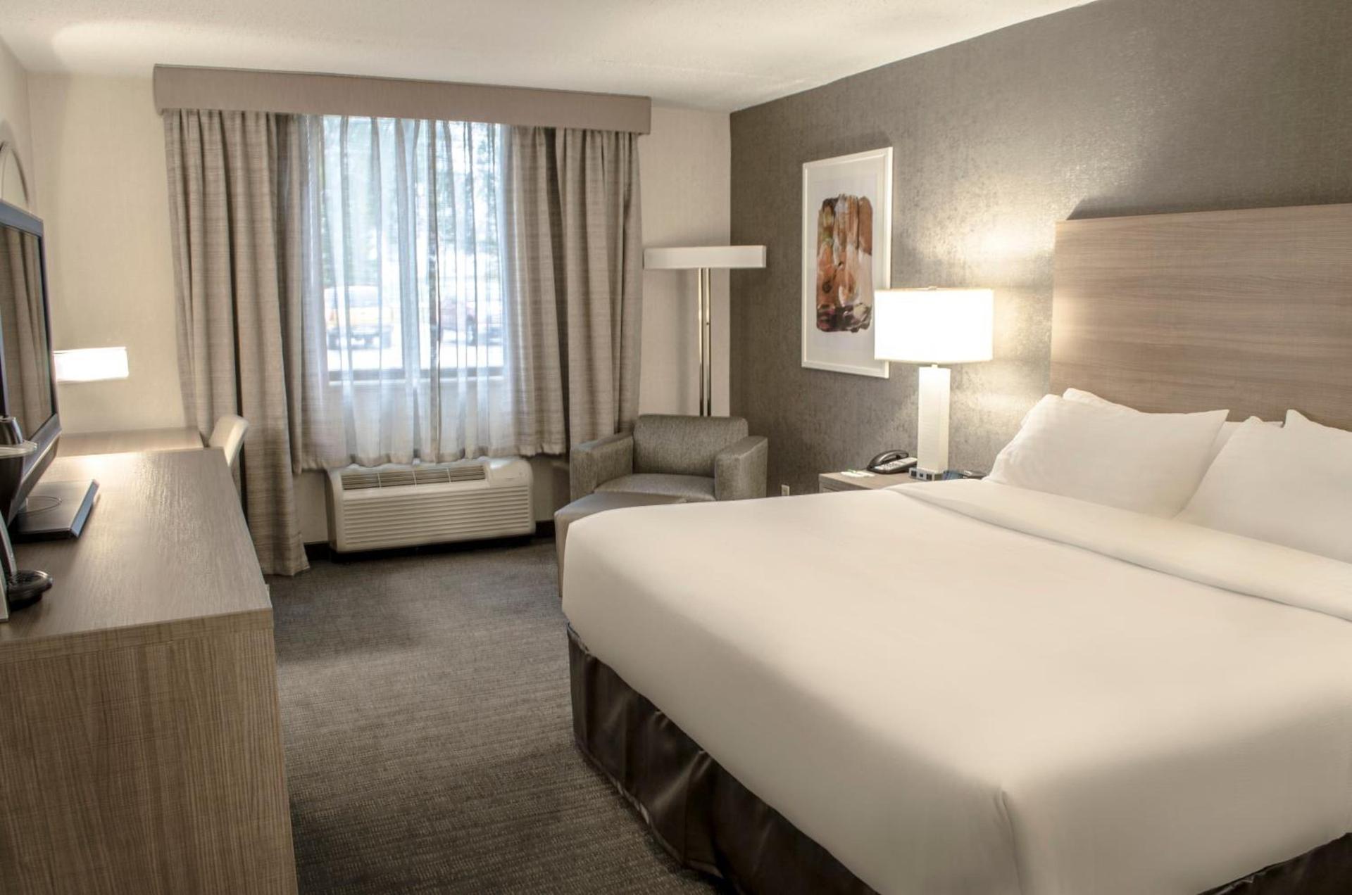 Holiday Inn Fargo by IHG photo 85