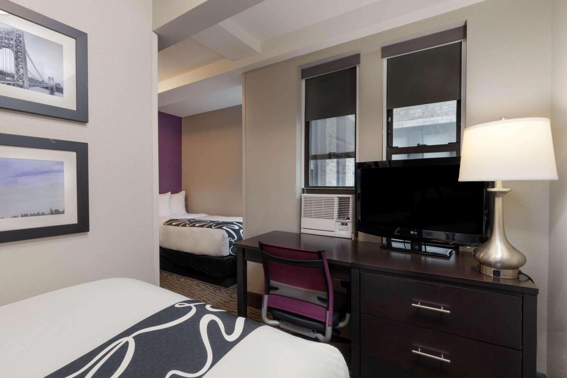 La Quinta by Wyndham New York City Central Park photo 17