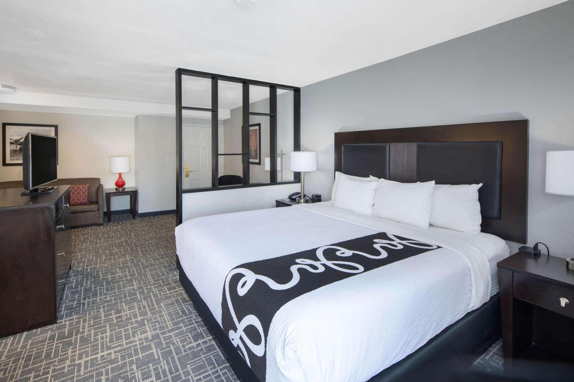 La Quinta by Wyndham Atlanta Airport South photo 64