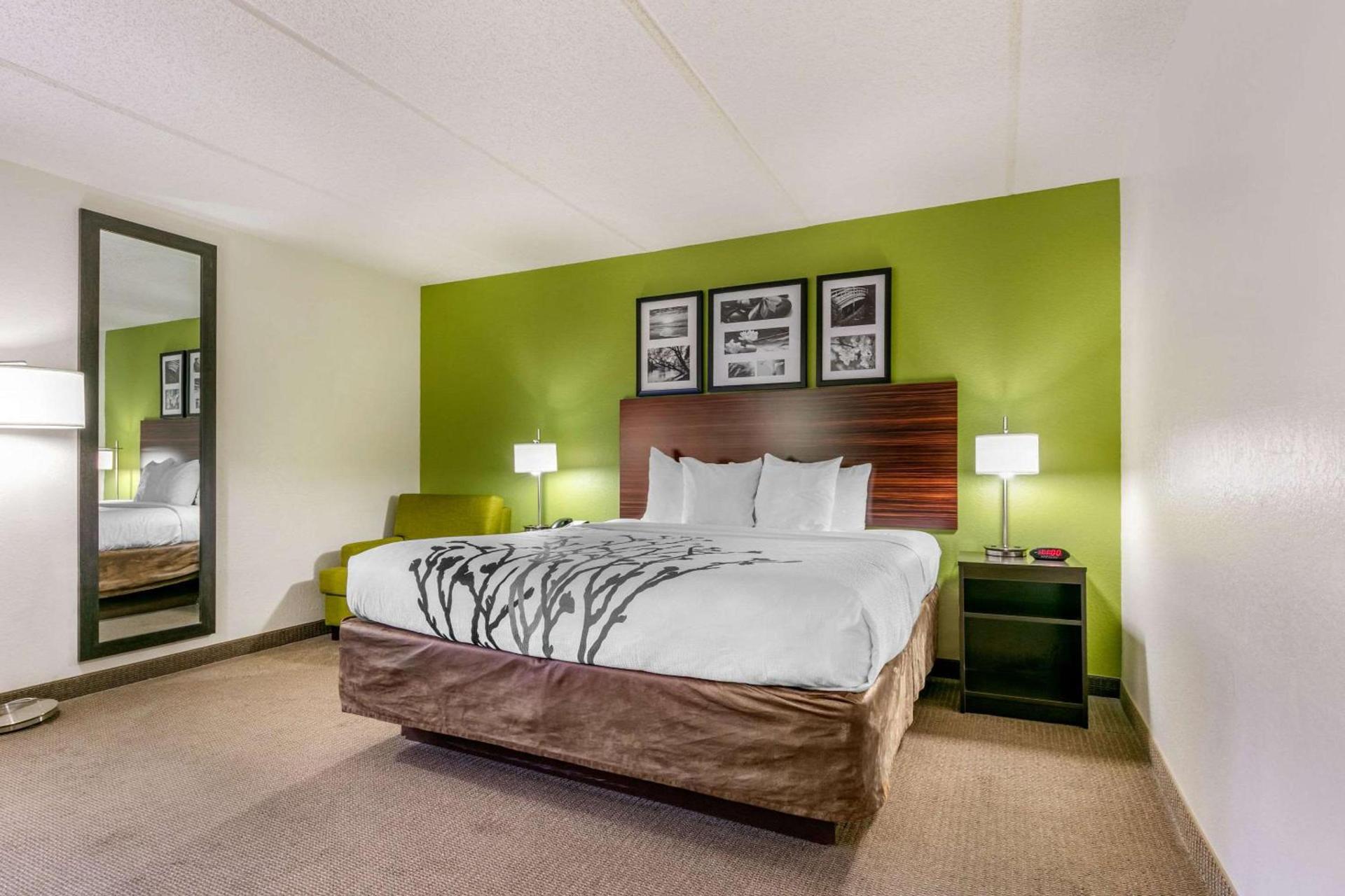 Sleep Inn & Suites near Sports World Blvd photo 9