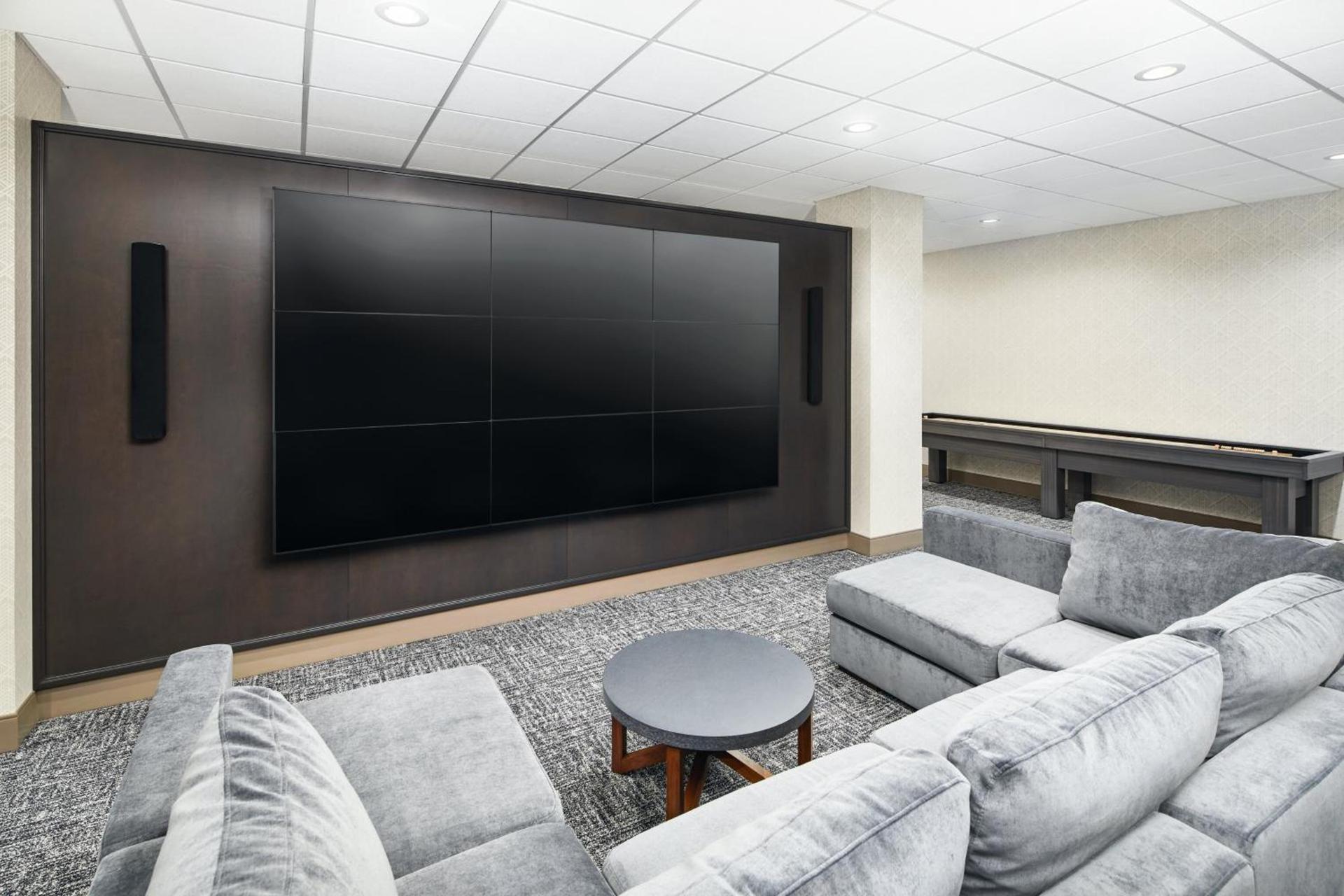 Holiday Inn Express Richmond - Midtown by IHG photo 53