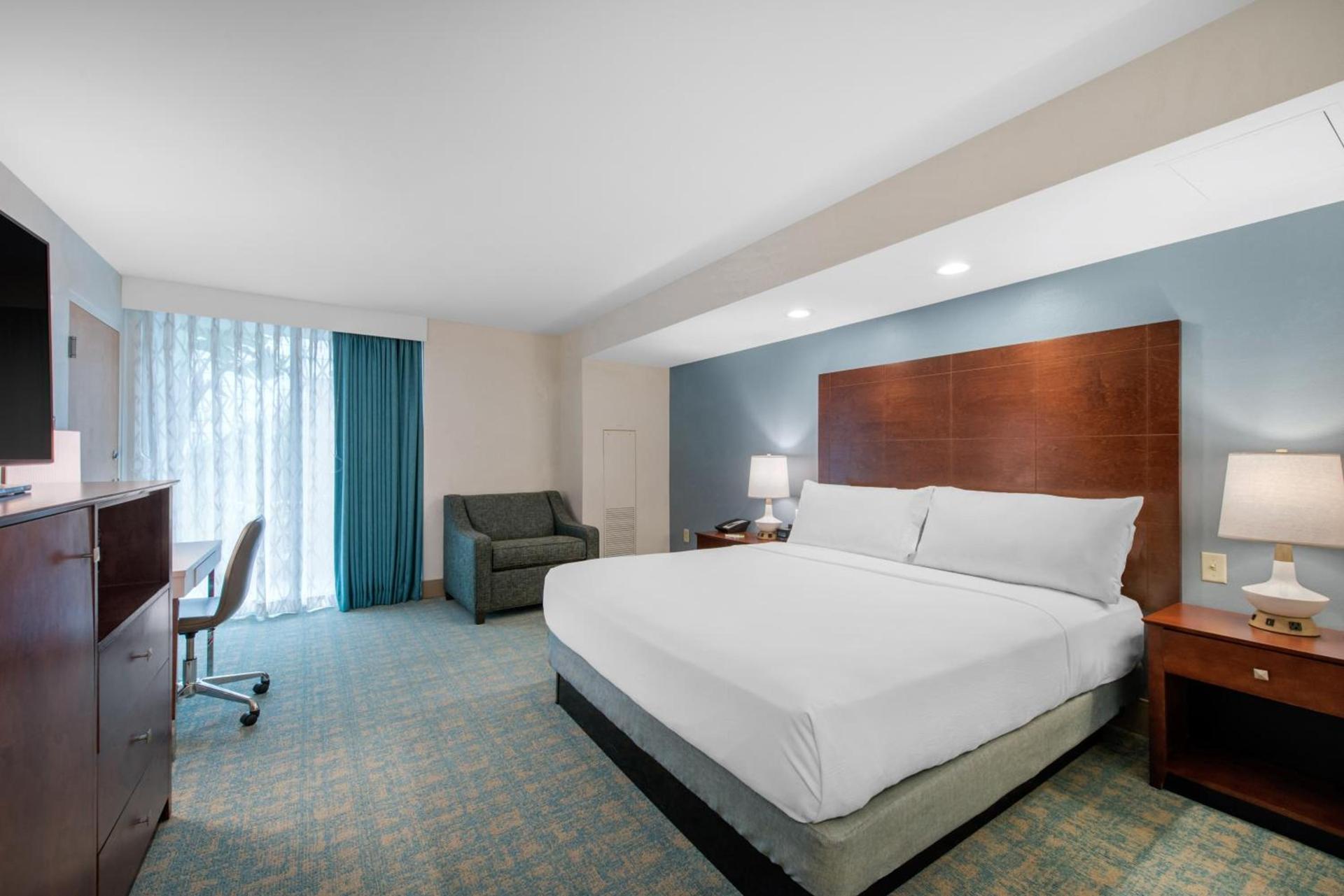 Holiday Inn Orlando – Disney Springs® Area by IHG photo 5