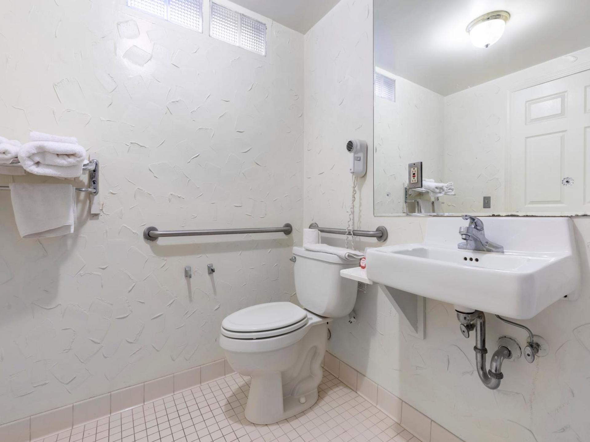 Mansion View Inn & Suites photo 70