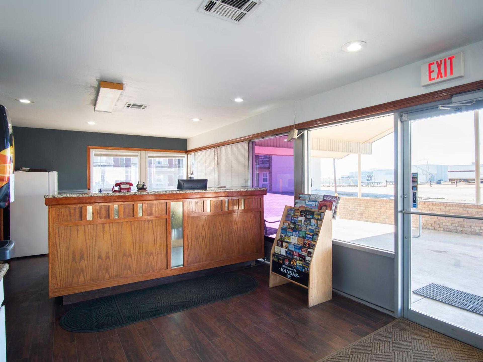 Nendels Inn & Suites Dodge City Airport — hotel in Dodge City