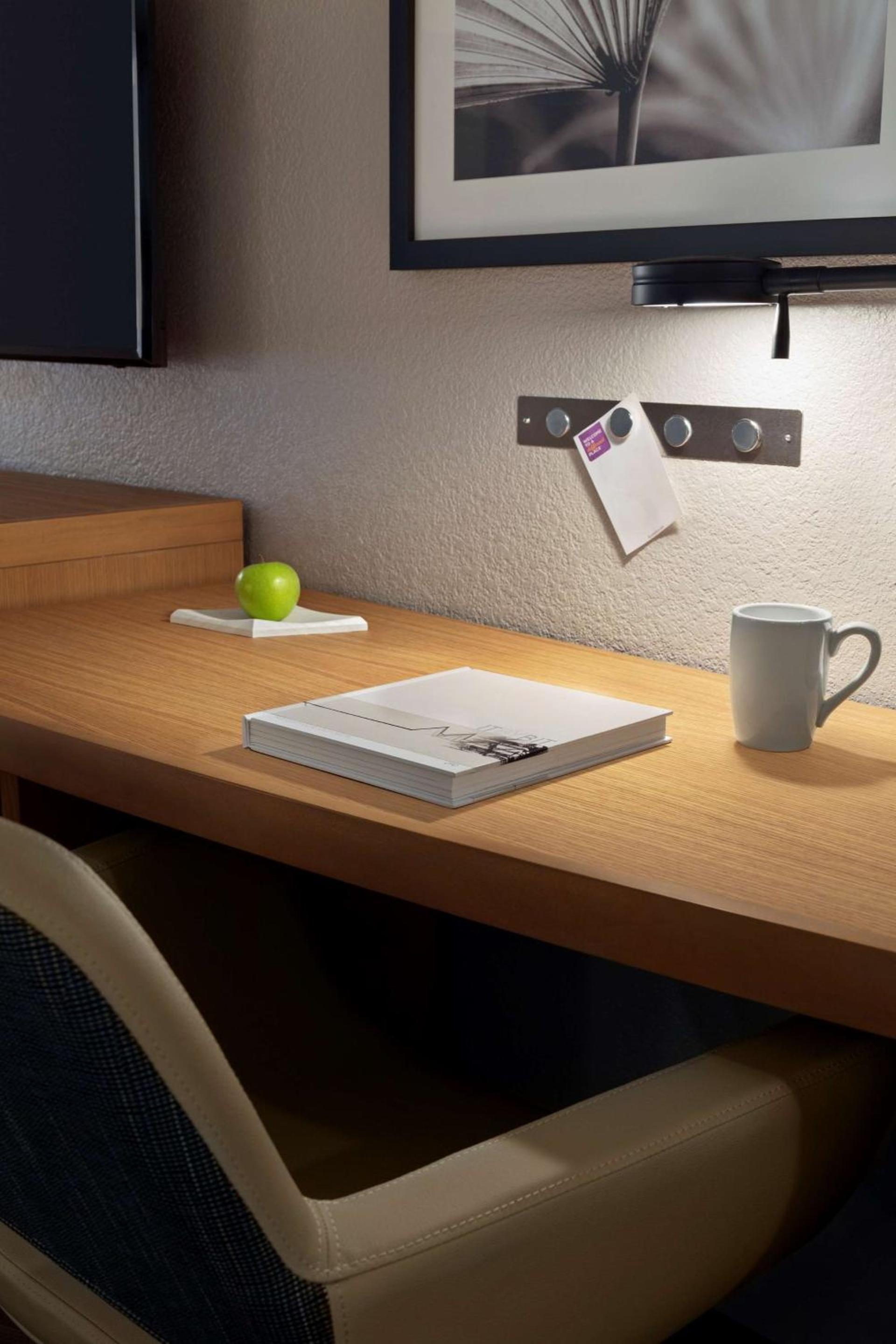 Hyatt Place Tucson Central photo 11