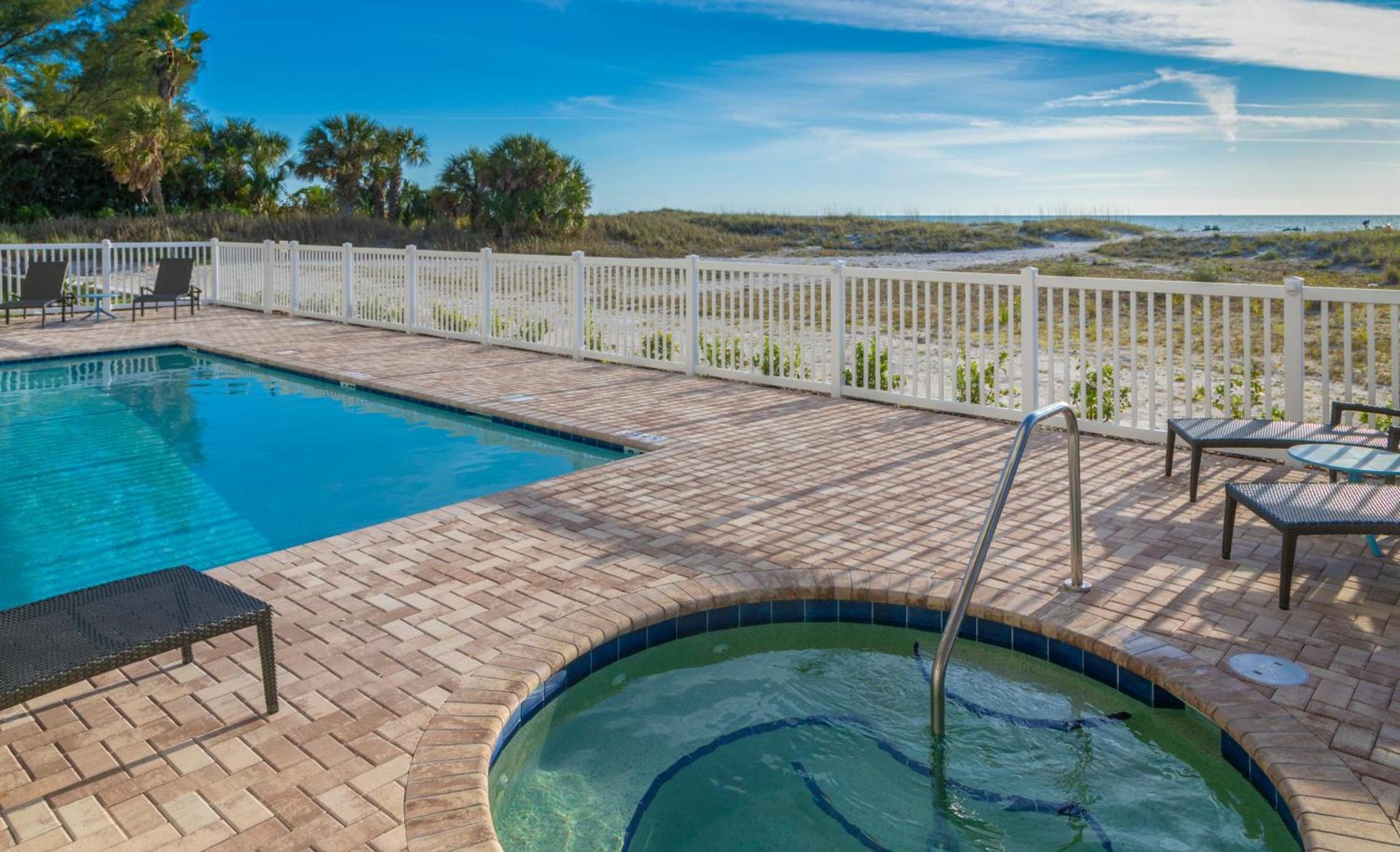 Provident Oceana Beachfront Suites photo 8