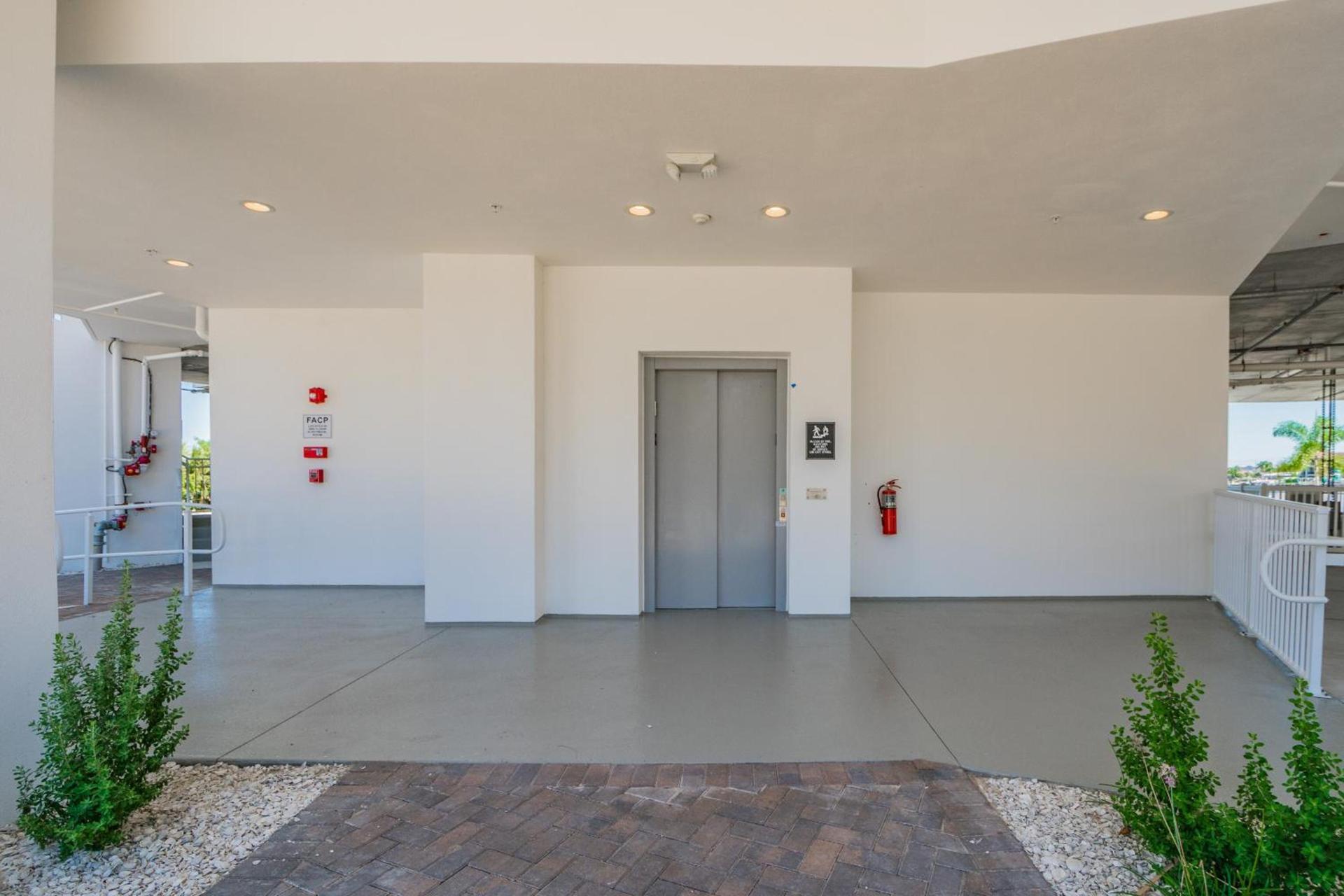 Provident Oceana Beachfront Suites photo 14