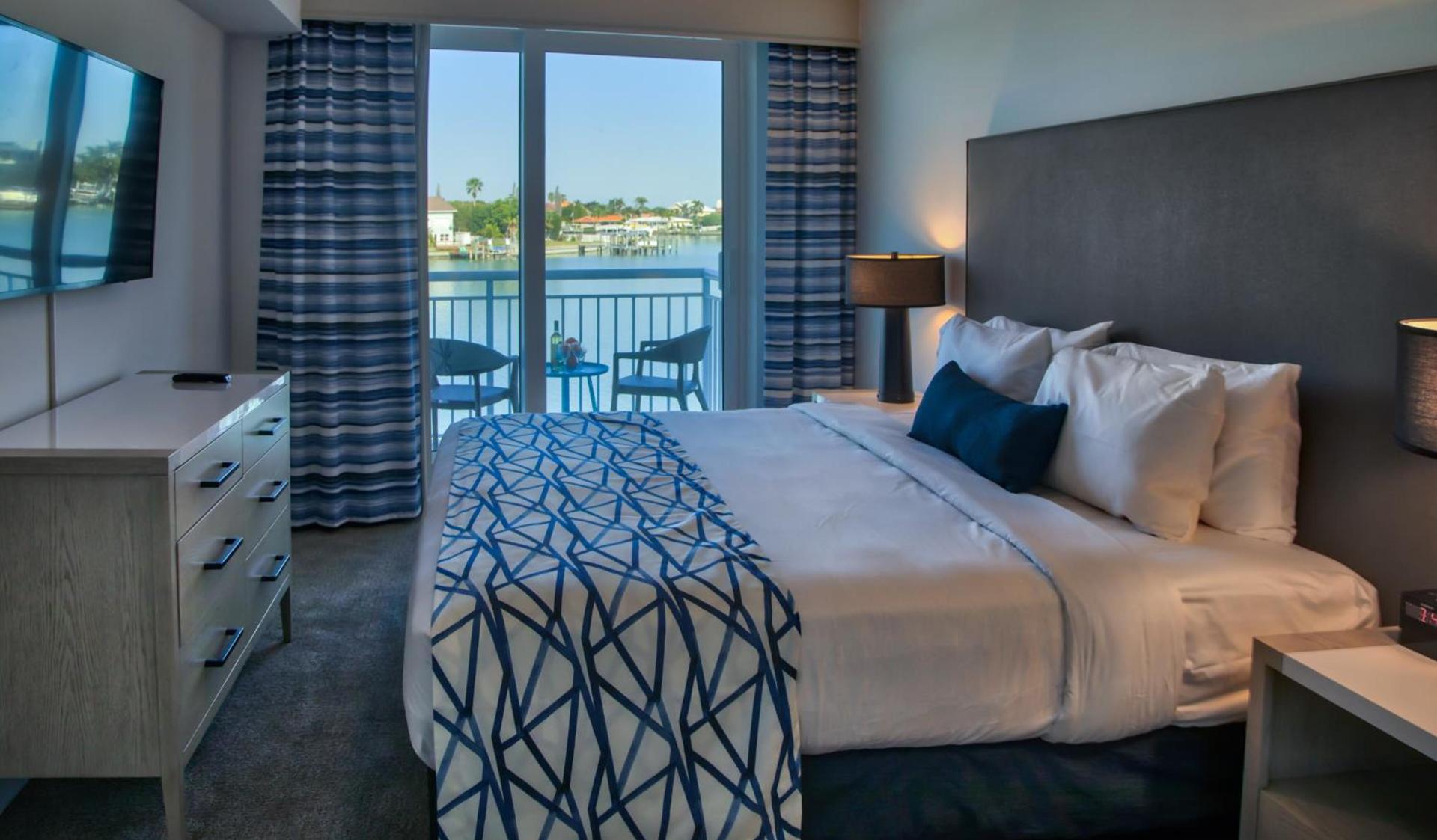 Provident Oceana Beachfront Suites photo 6