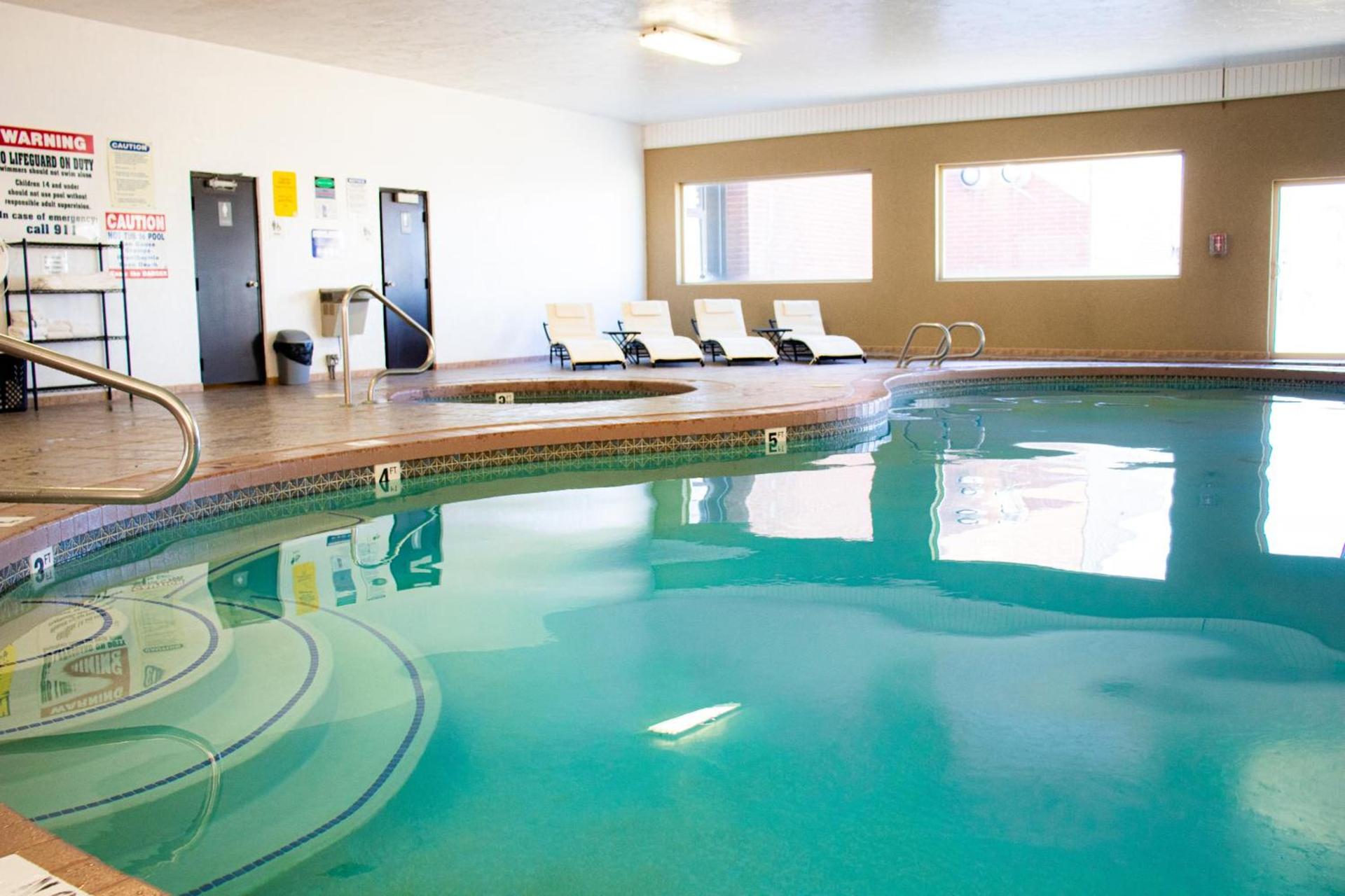 Quality Inn Vernal near Dinosaur National Monument photo 4