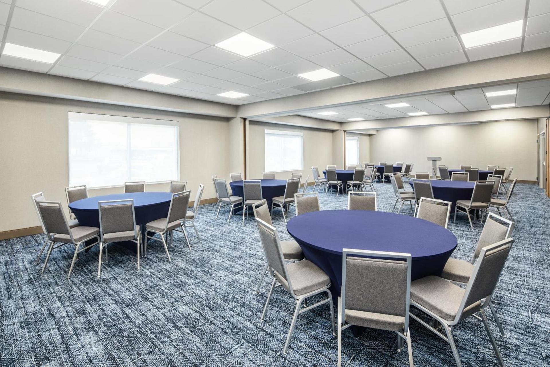 Holiday Inn Express Richmond - Midtown by IHG photo 21