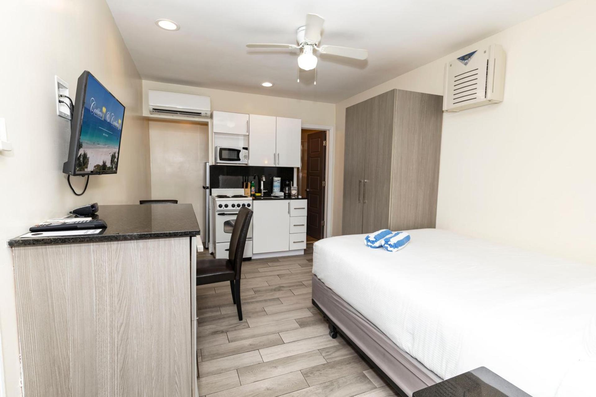Caribbean Resort Suites photo 13