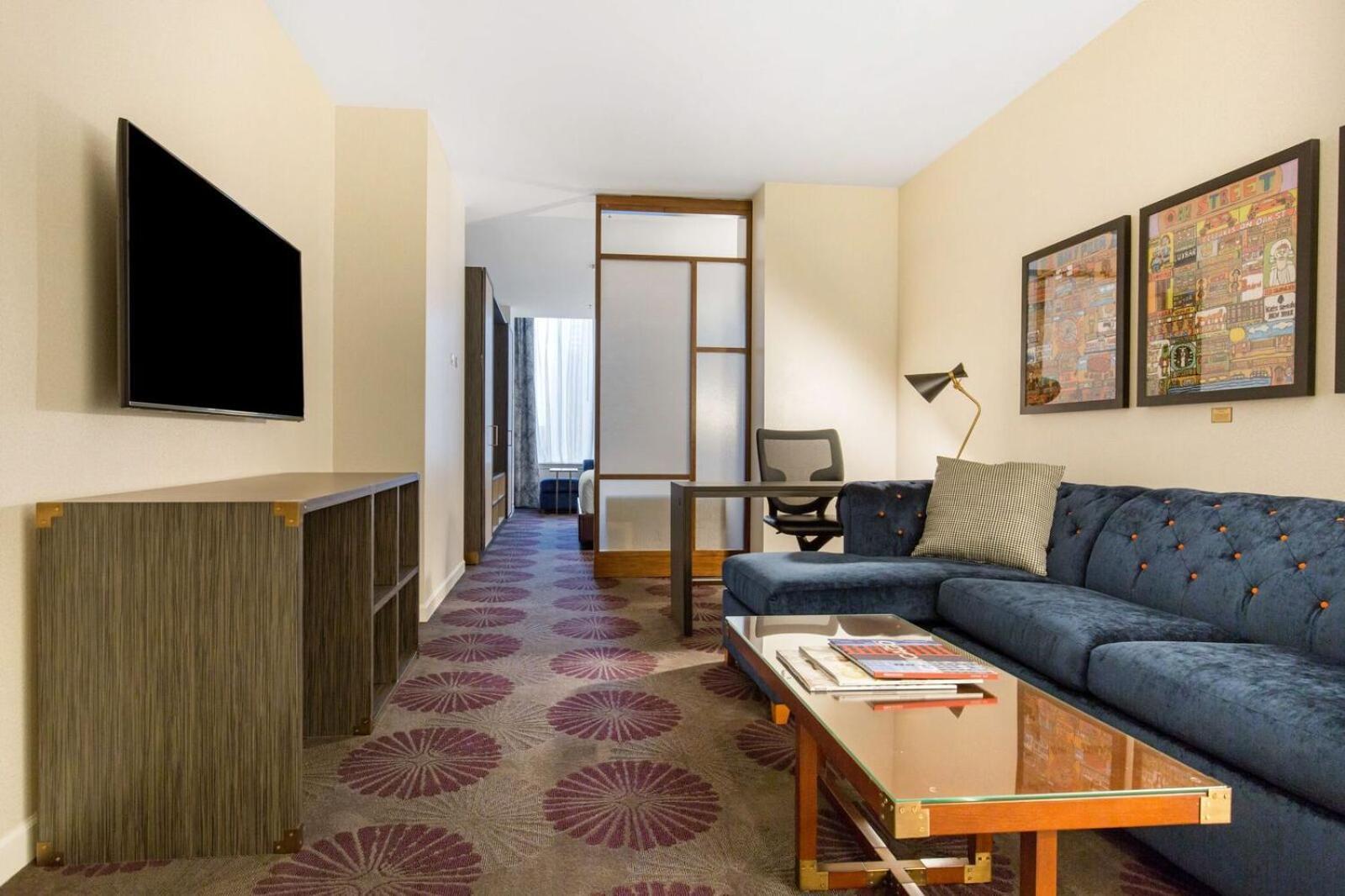 The Chicago Hotel Collection Magnificent Mile photo 4