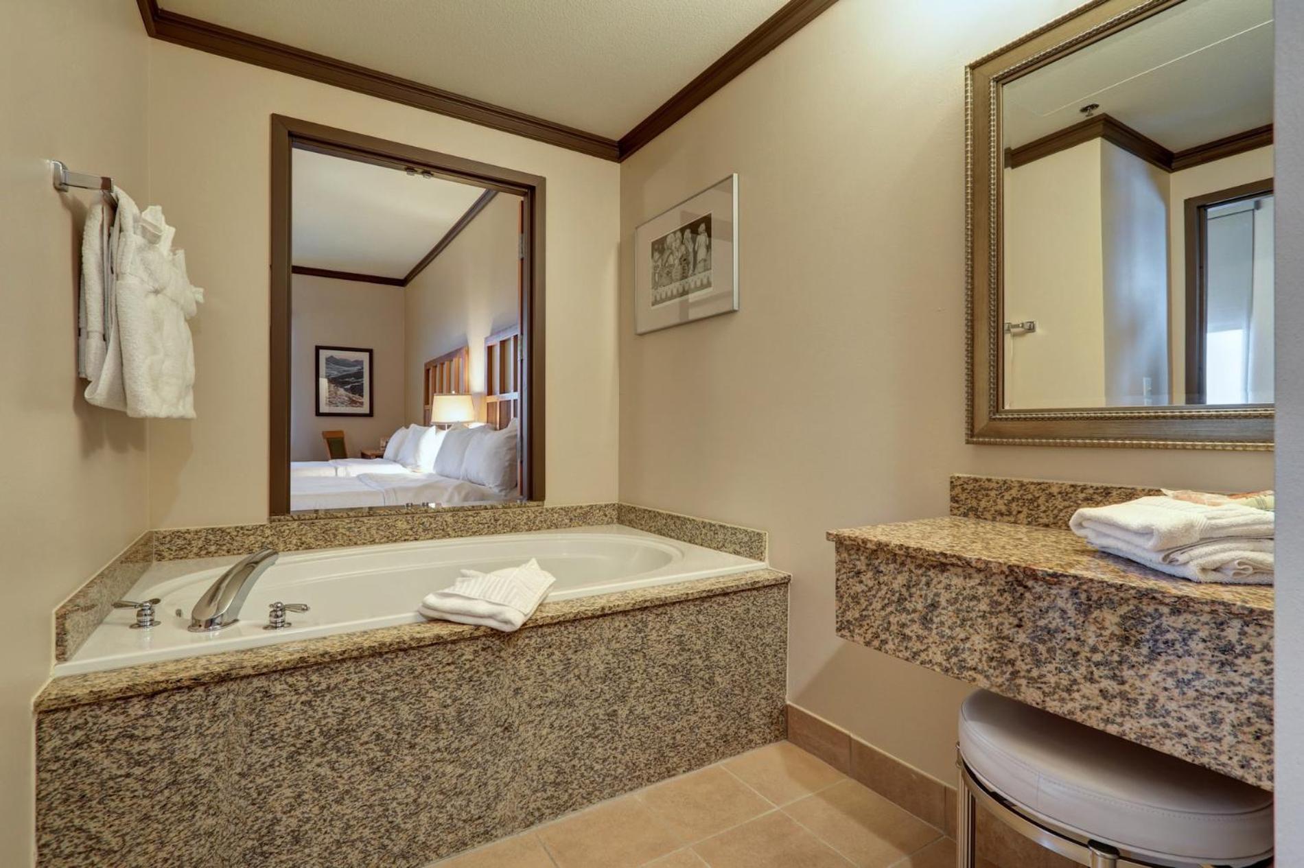 Dimond Center Hotel photo 12