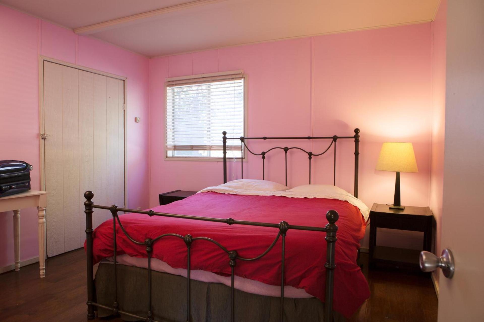 Hicksville Pines Chalets & Motel photo 66