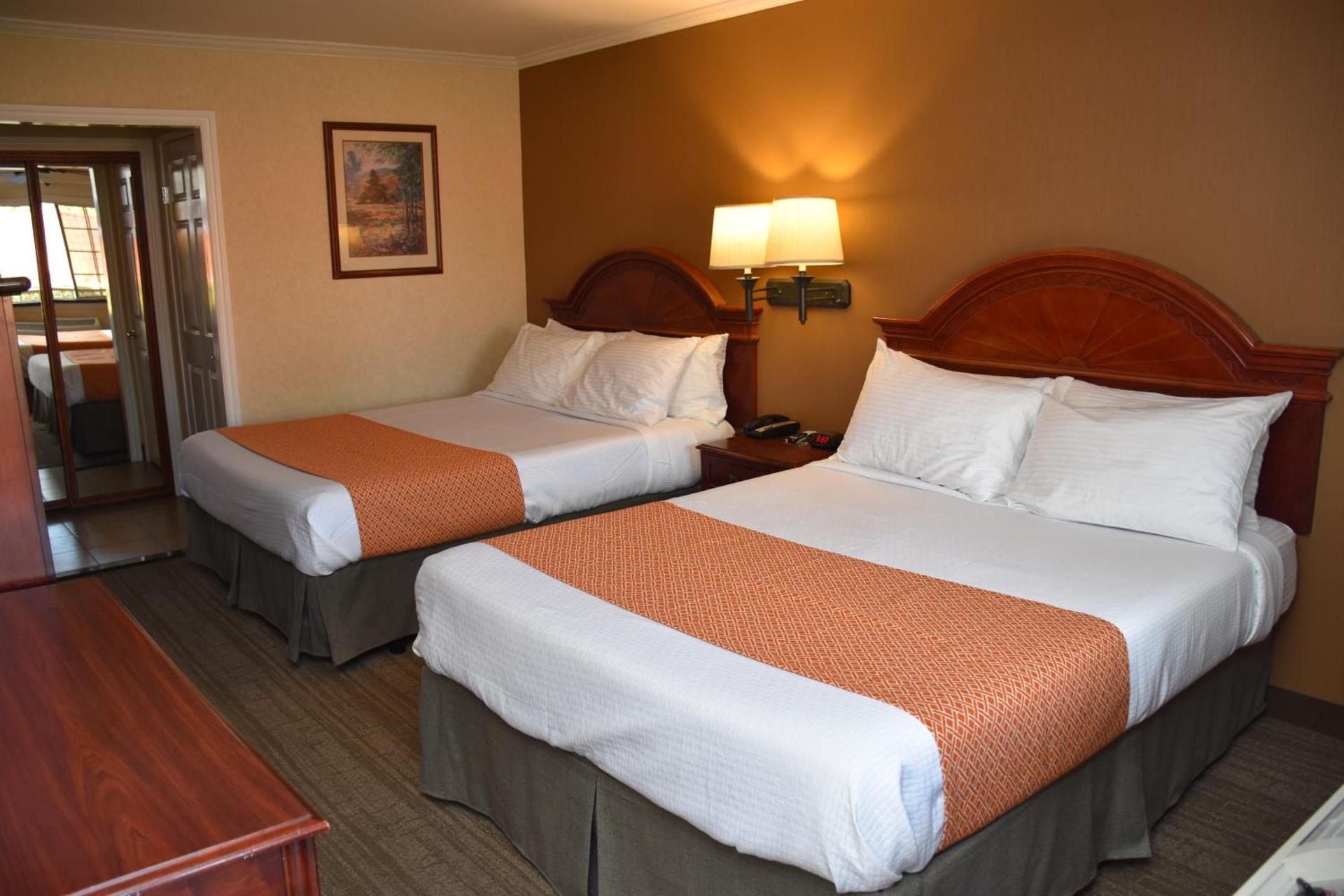 Dynasty Suites Redlands photo 8