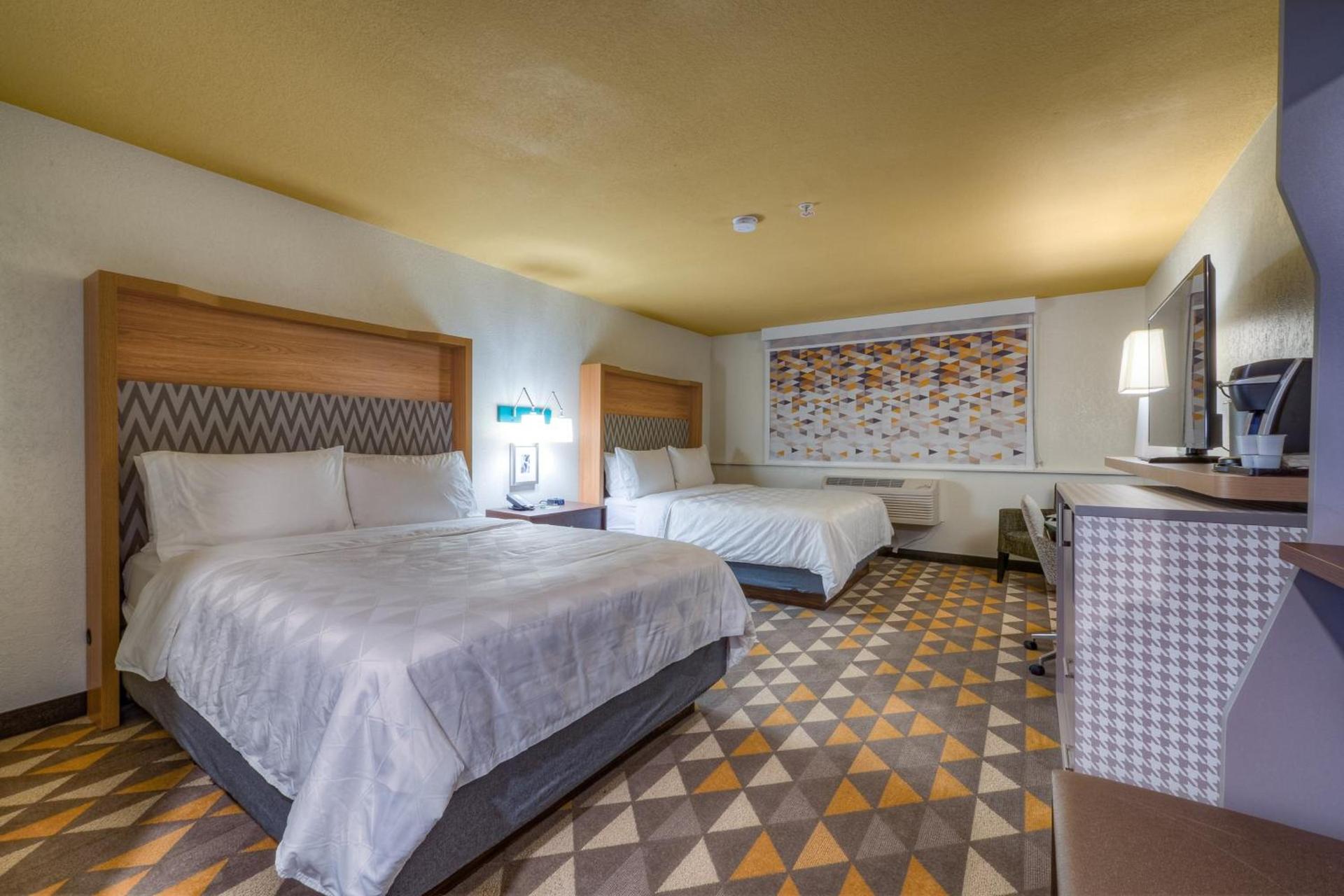 Holiday Inn Tacoma Mall by IHG photo 27