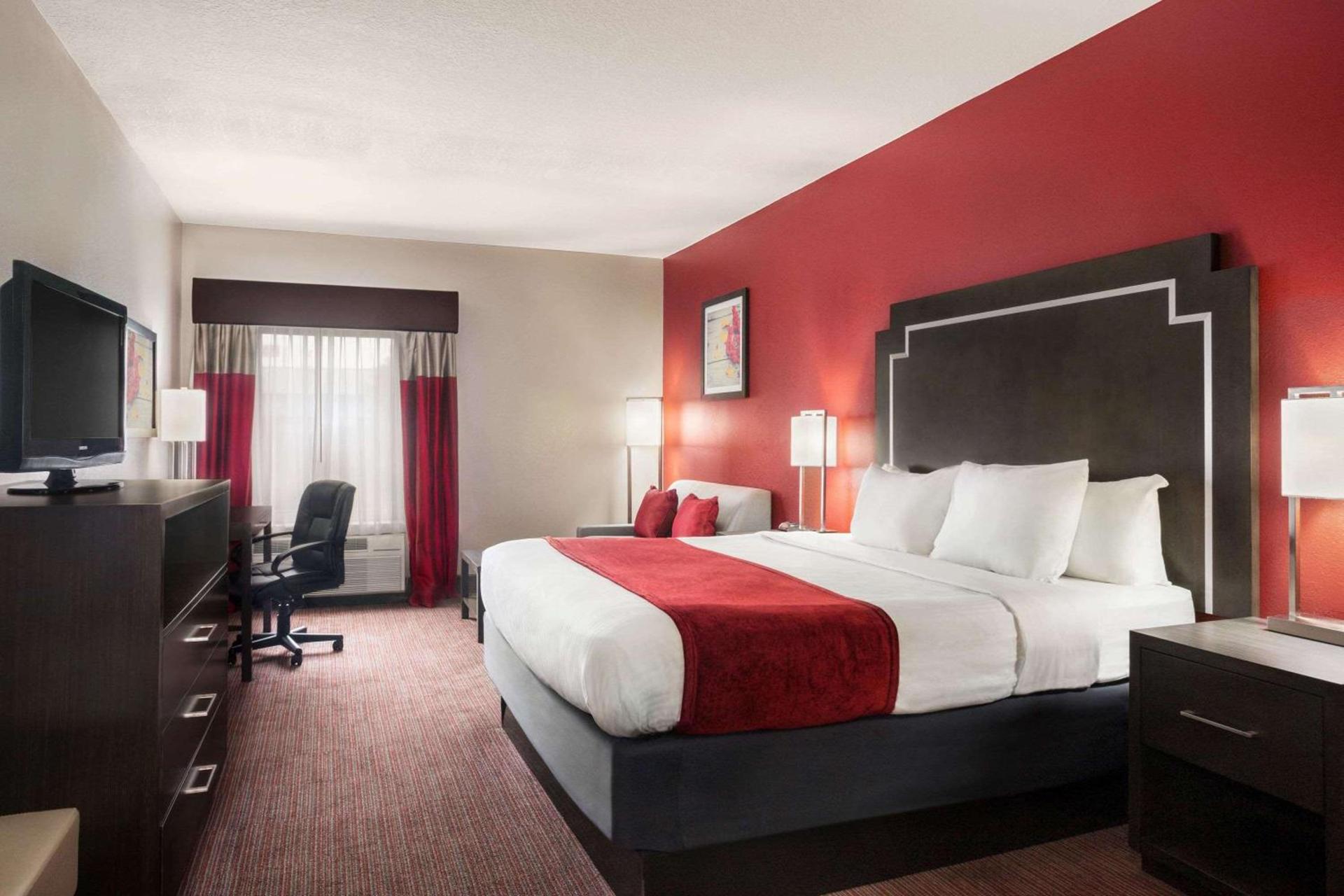 Days Inn & Suites by Wyndham Murfreesboro I-24 East photo 6