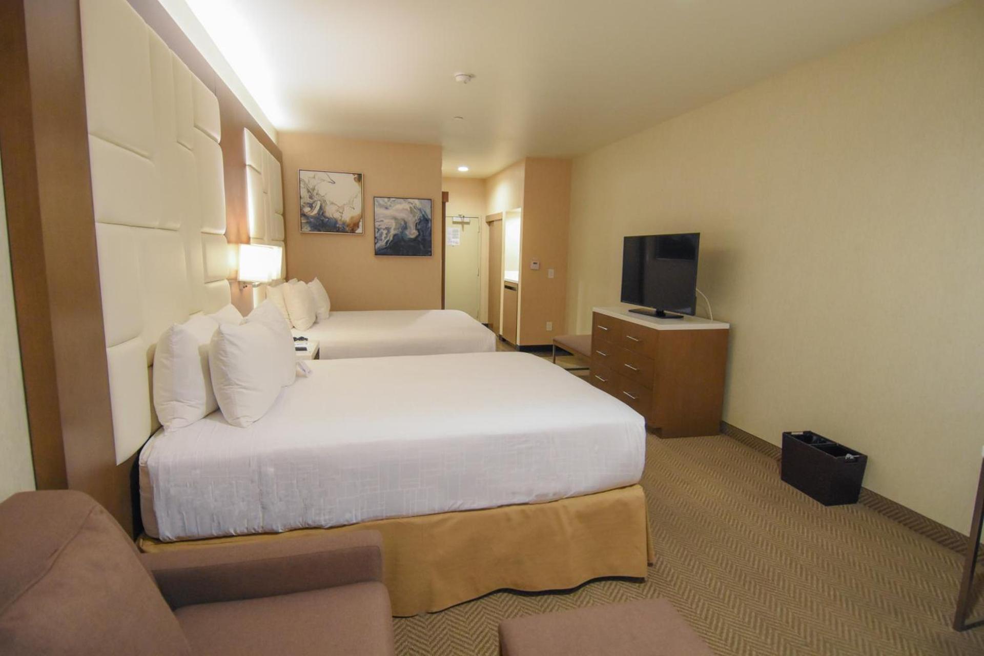 Wyndham Anaheim photo 83