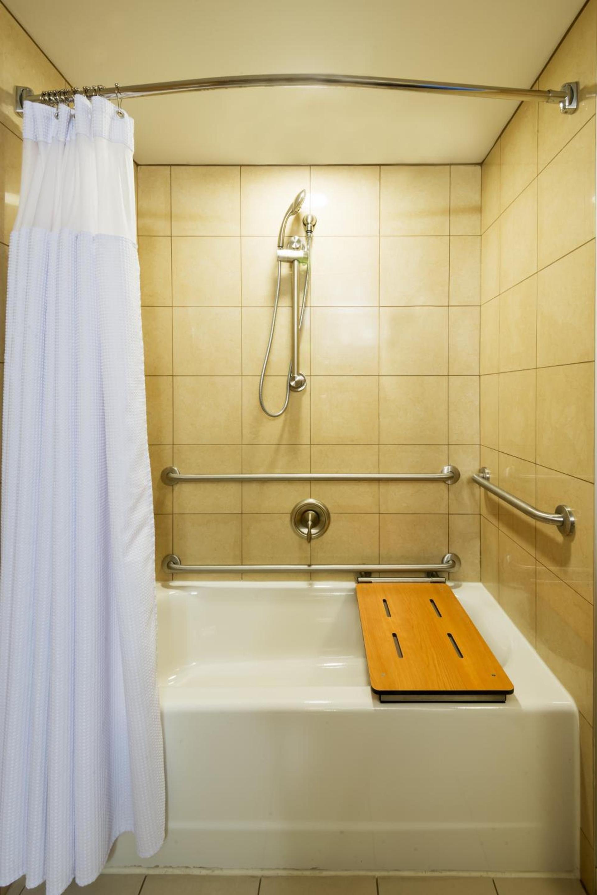 Crowne Plaza Boston - Woburn by IHG photo 25