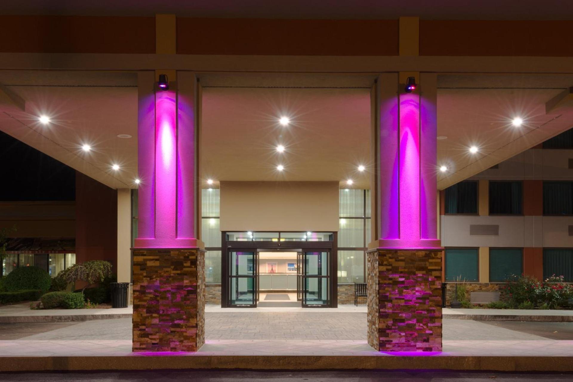 Crowne Plaza Boston - Woburn by IHG photo 17