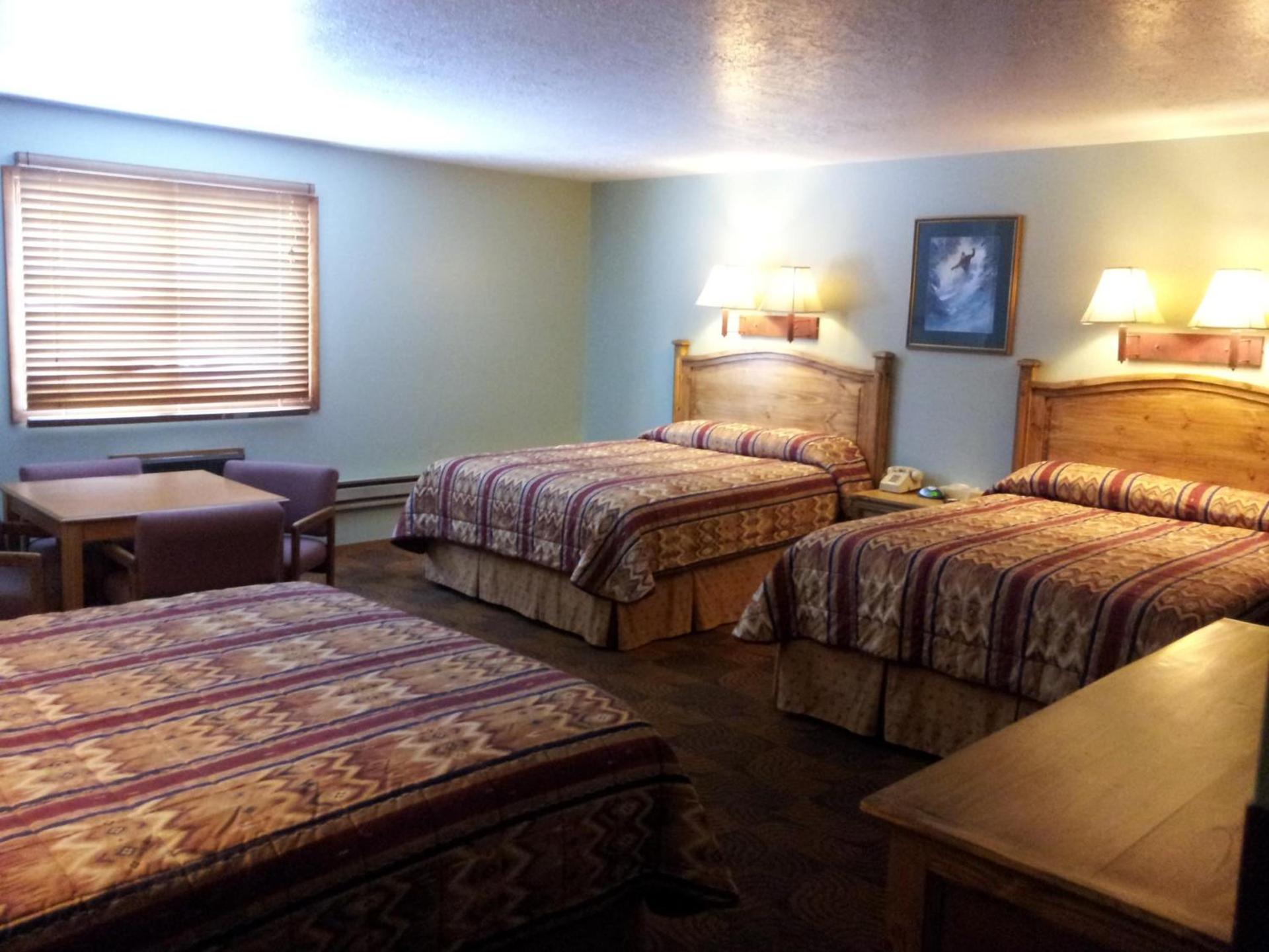 New Summit Inn photo 6