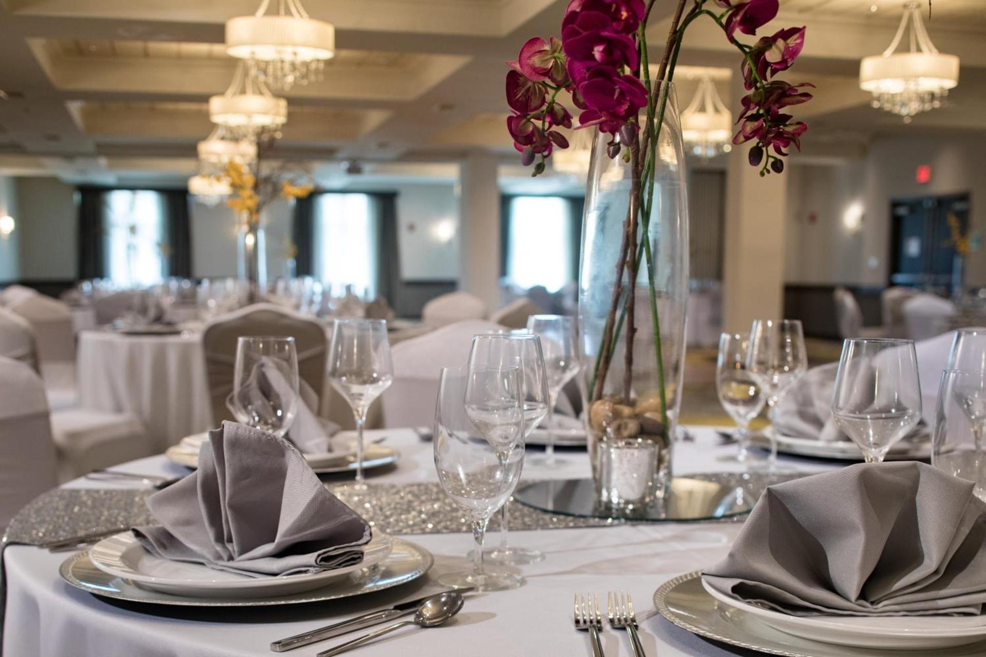Crowne Plaza Chicago SW - Burr Ridge by IHG photo 10