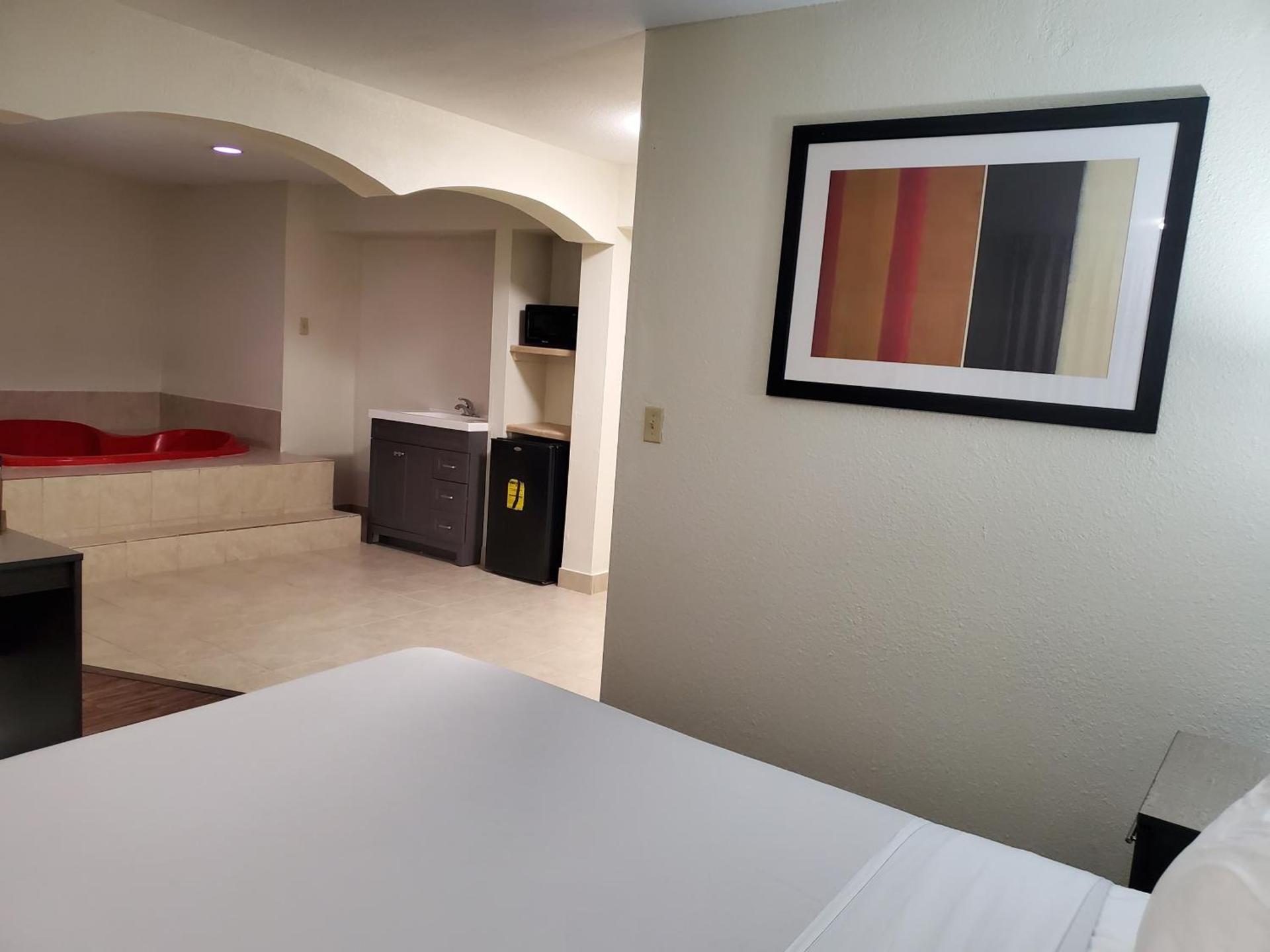 Days Inn by Wyndham Lawton photo 22