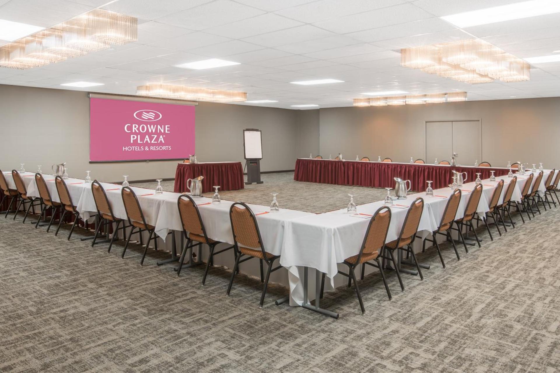Crowne Plaza Hotel Hickory by IHG photo 35