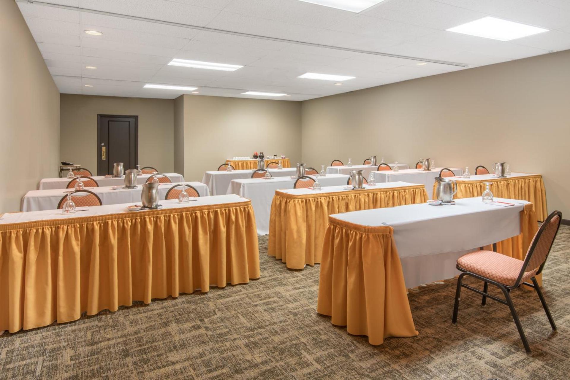 Crowne Plaza Hotel Hickory by IHG photo 17