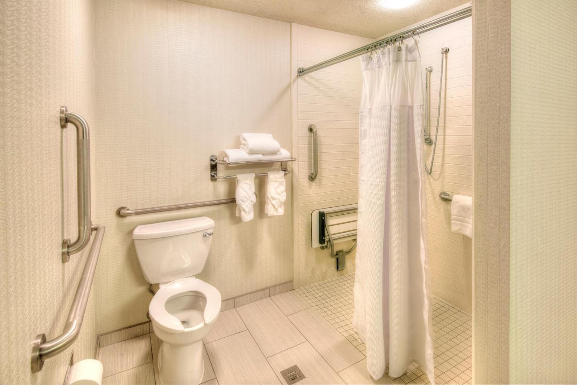 Crowne Plaza Indianapolis-Dwtn-Union Stn by IHG photo 62
