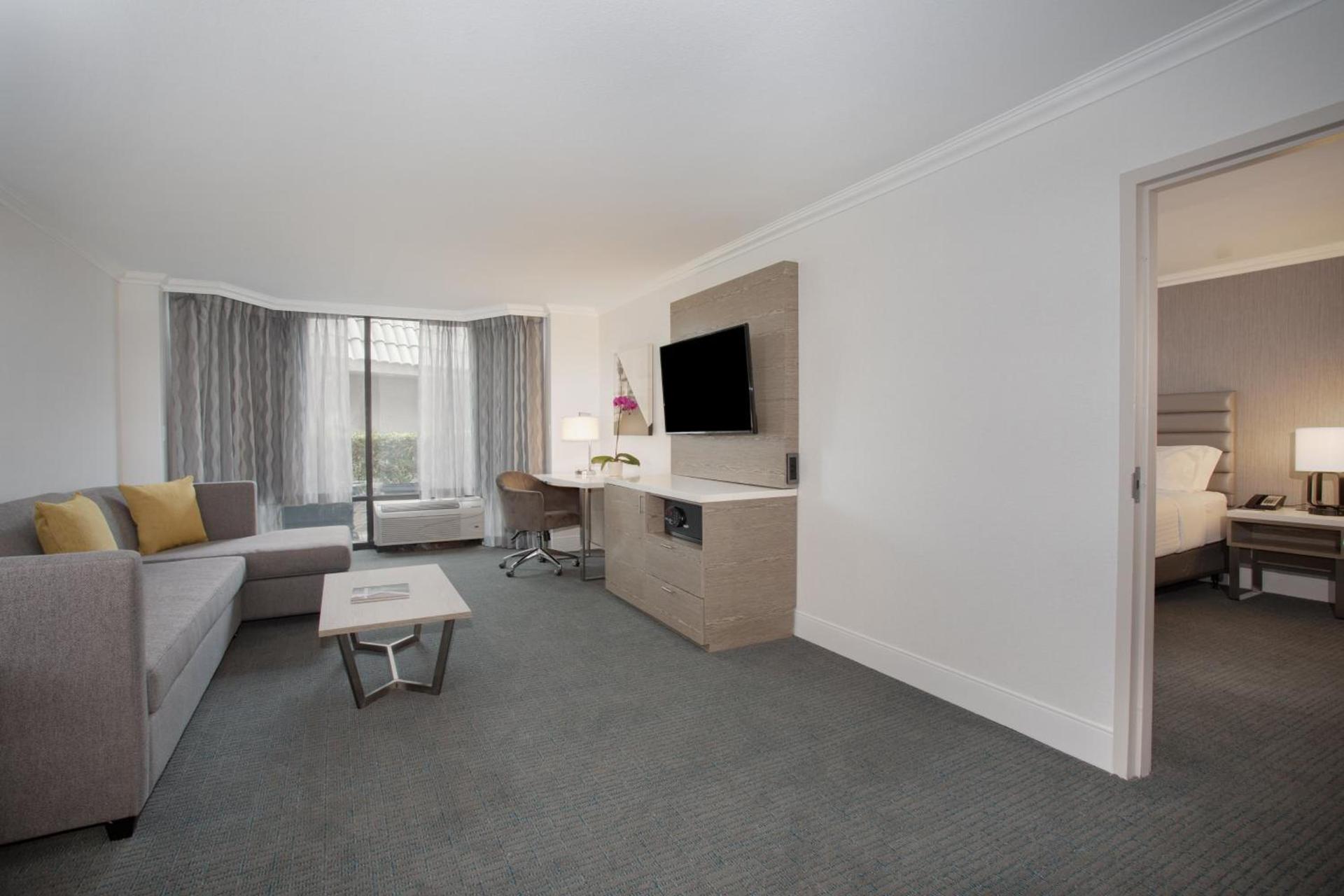 Crowne Plaza Costa Mesa Orange County by IHG photo 47