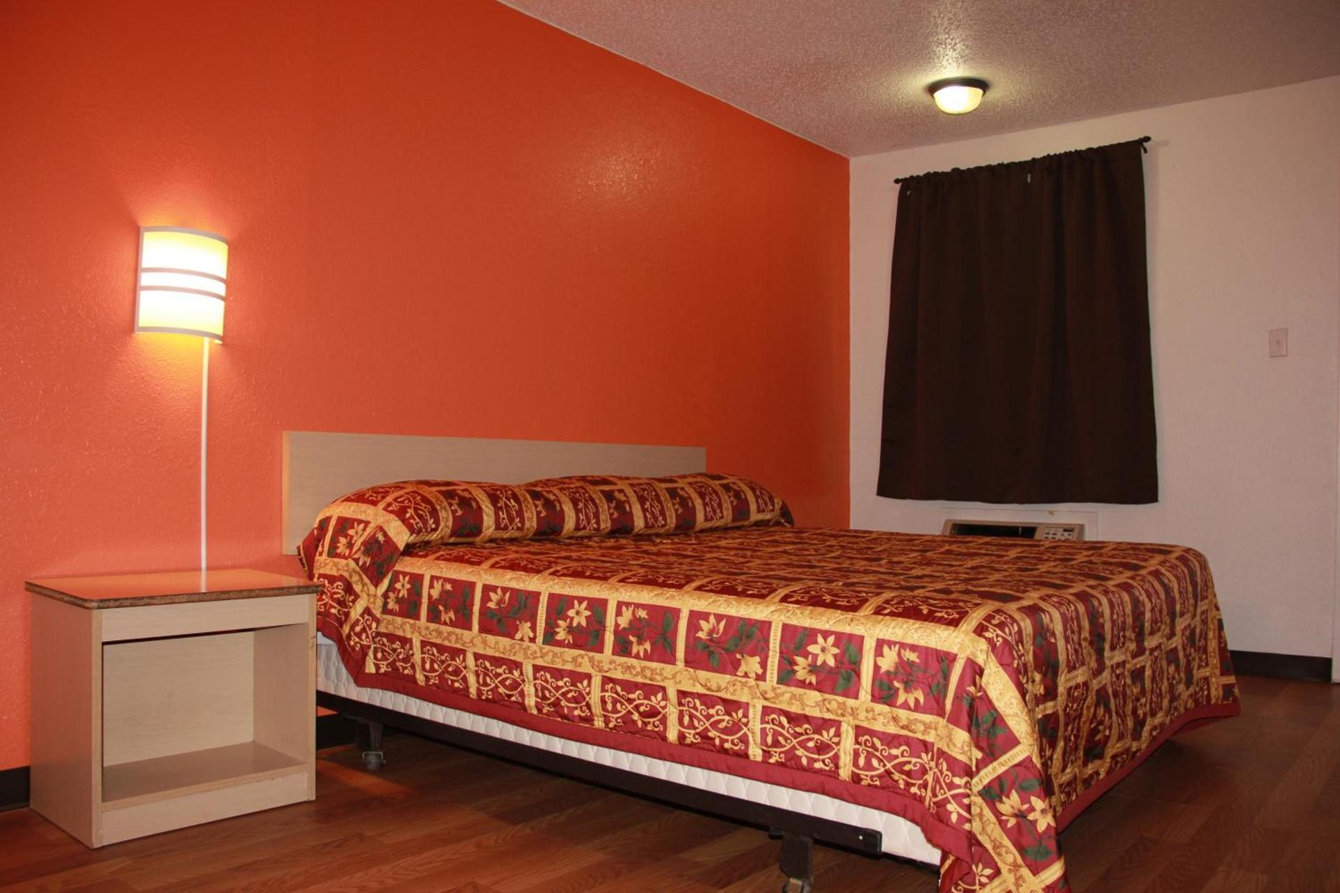 Sherman Inn photo 72