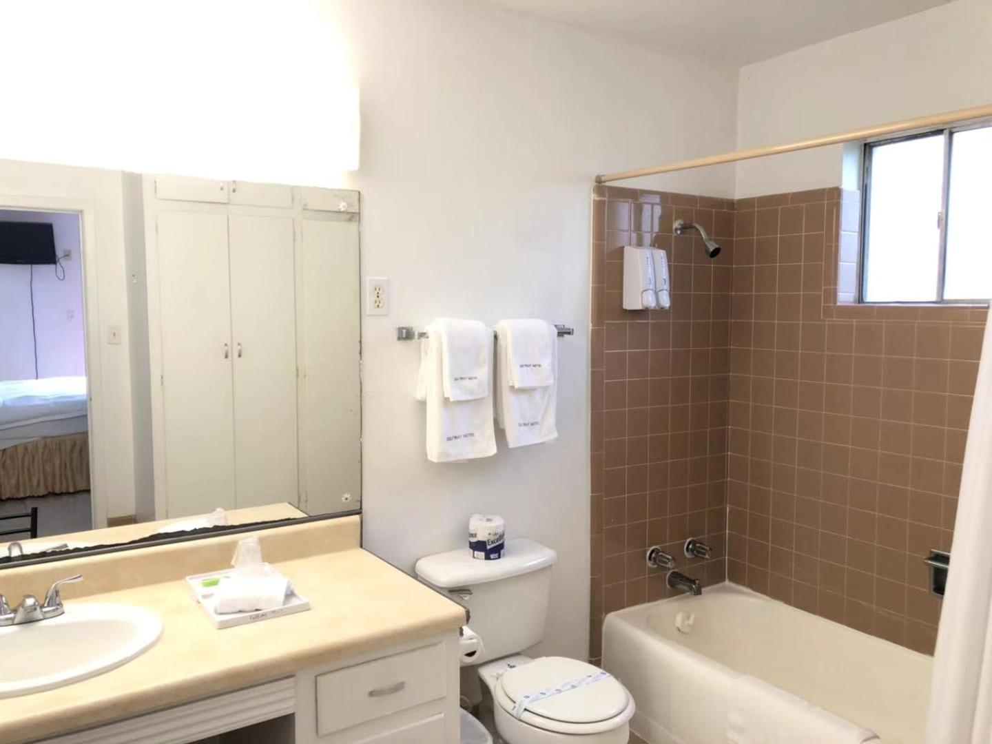 Gulfway Motel and Restaurant photo 12
