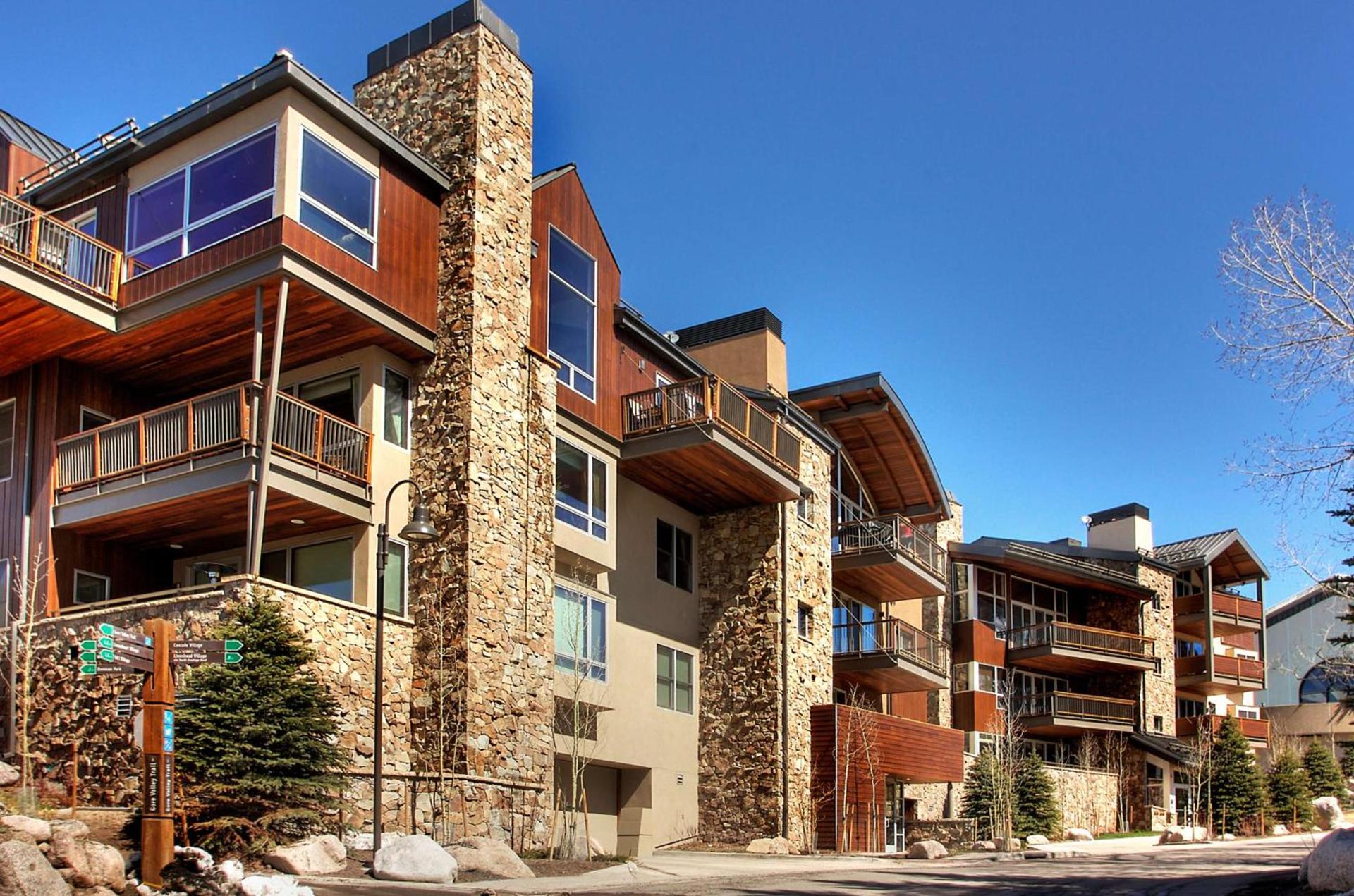 Vail Residences at Cascade Village, a Destination by Hyatt Residence photo 3