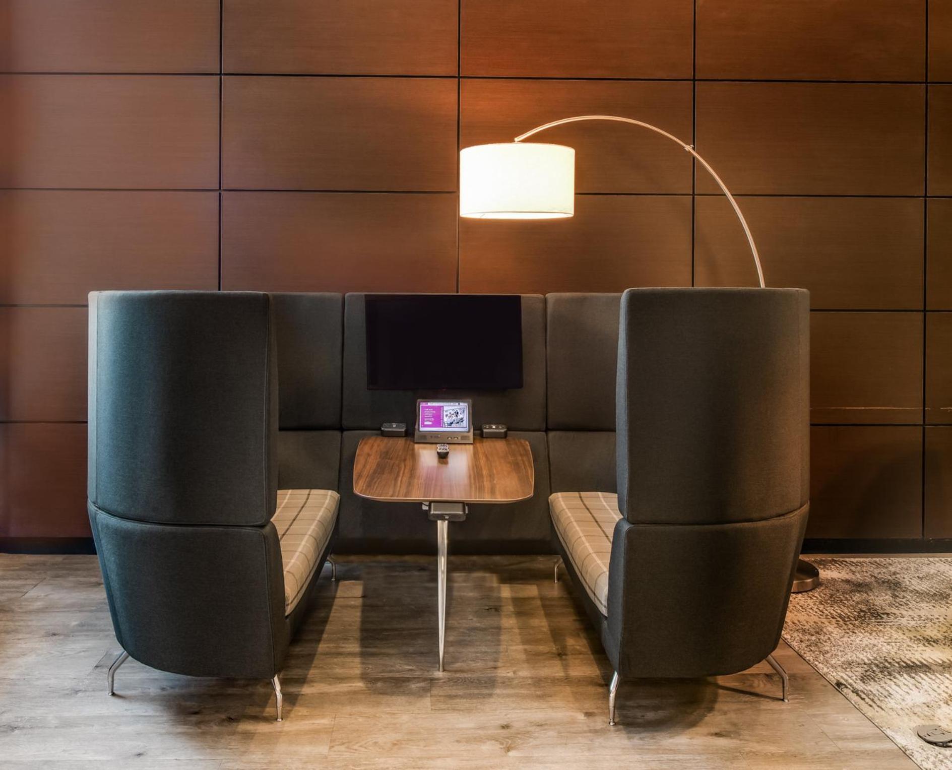 Crowne Plaza Milwaukee Airport by IHG photo 8