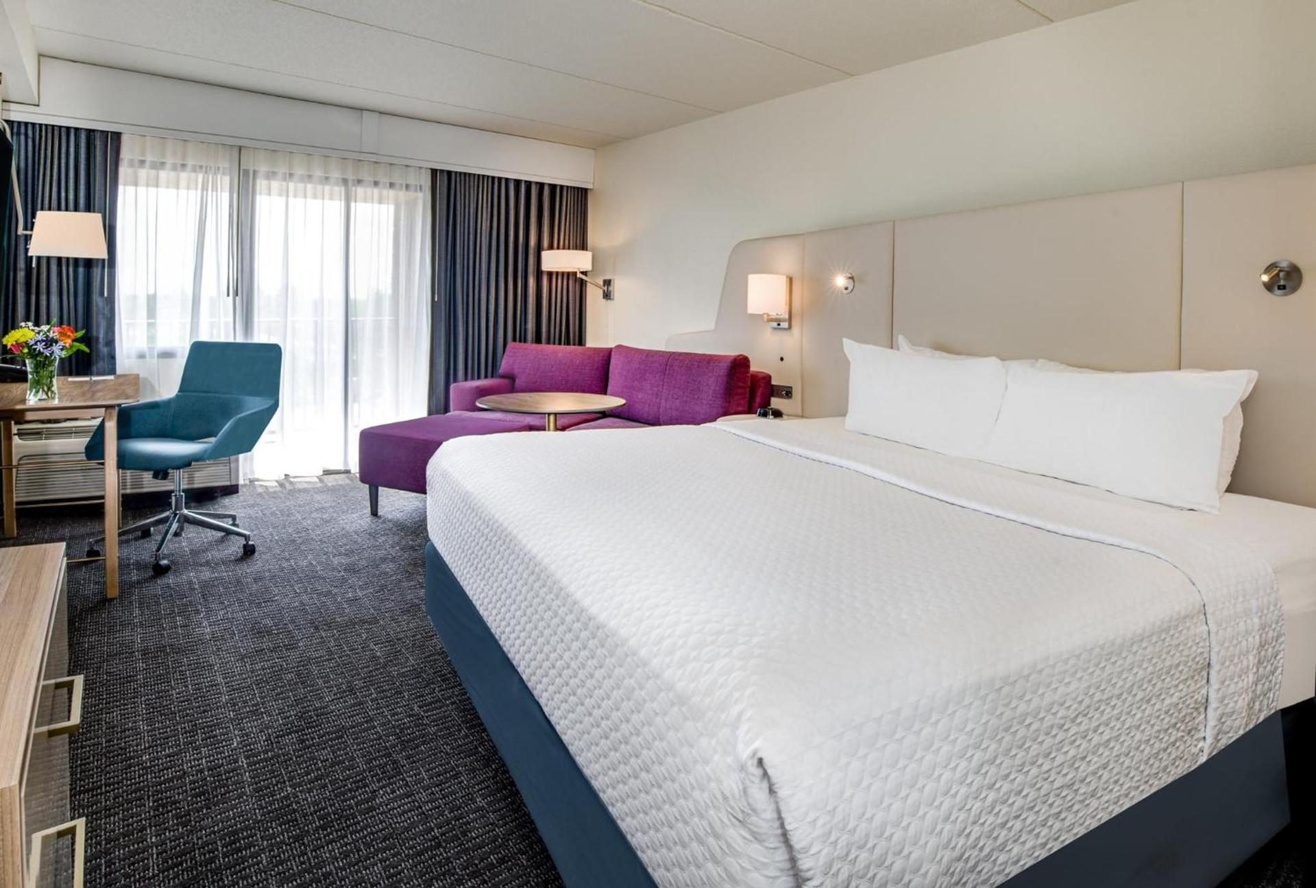 Crowne Plaza Milwaukee Airport by IHG photo 80
