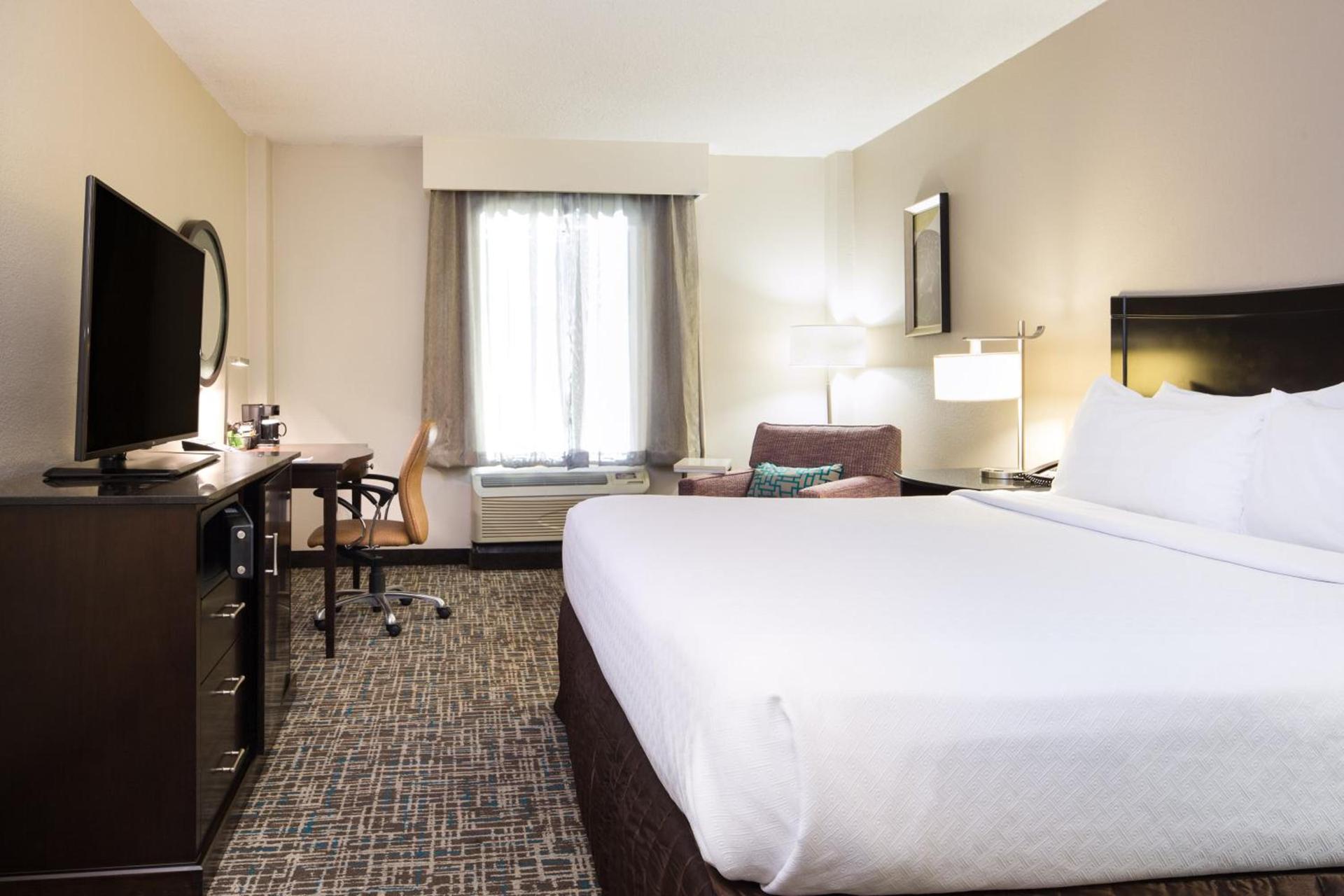 Crowne Plaza Memphis Downtown by IHG photo 85