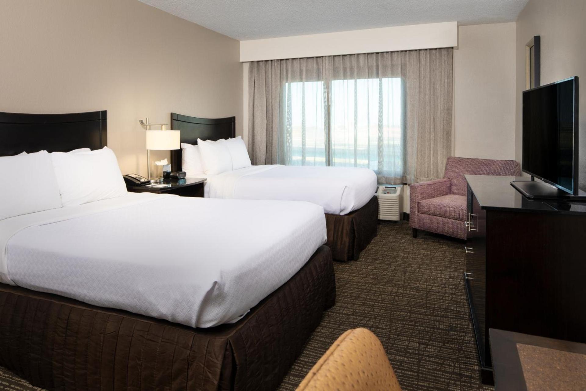 Crowne Plaza Memphis Downtown by IHG photo 88