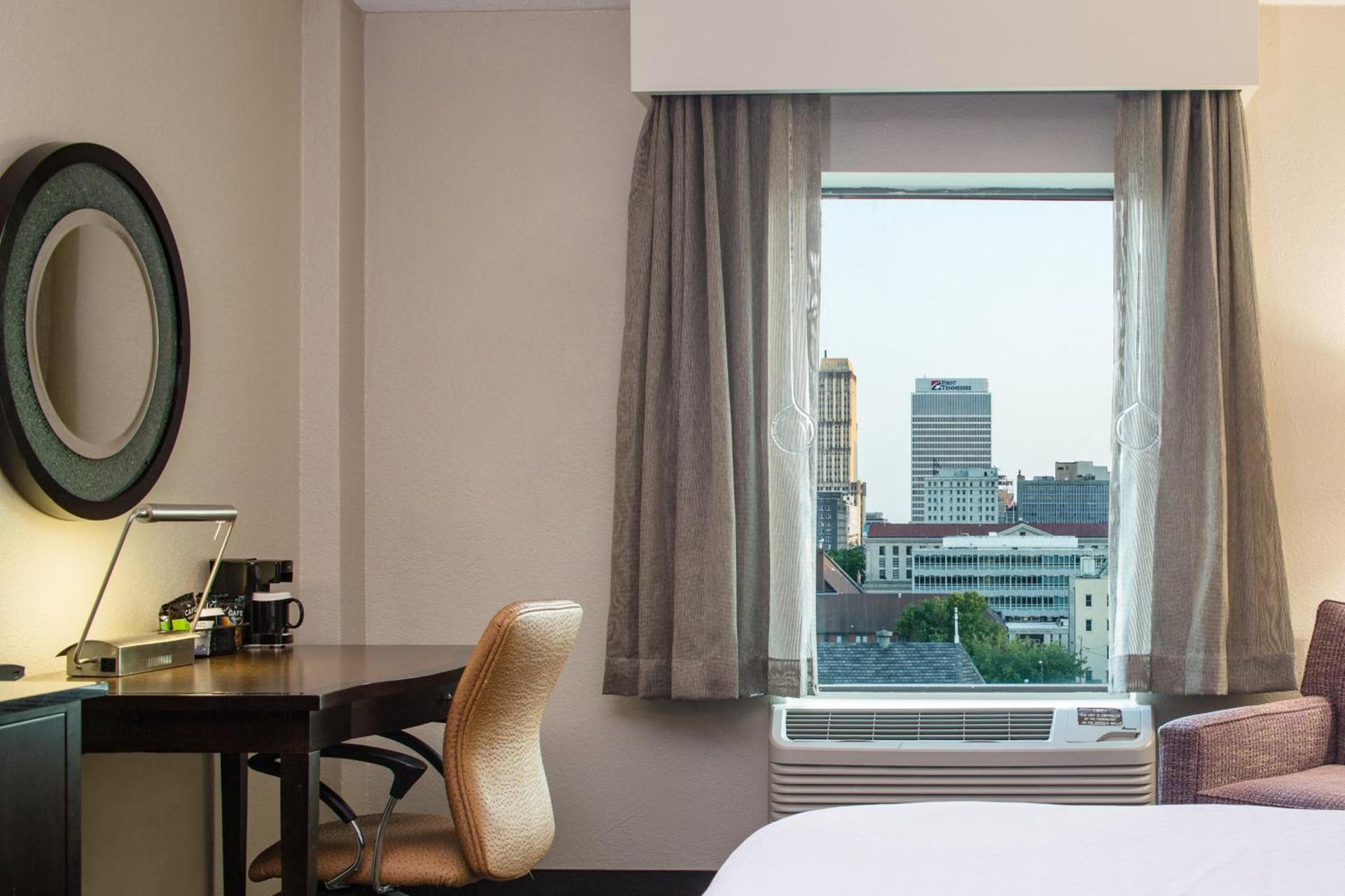 Crowne Plaza Memphis Downtown by IHG photo 89