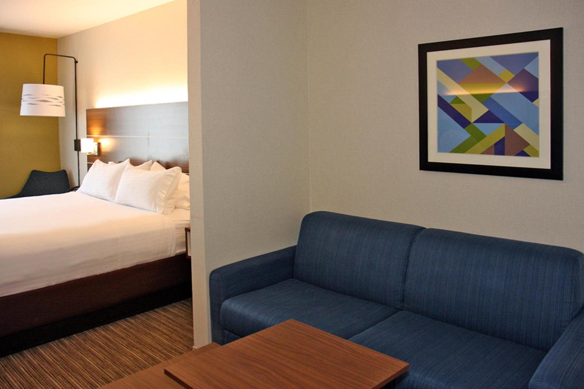 Holiday Inn Express Branford-New Haven by IHG photo 55