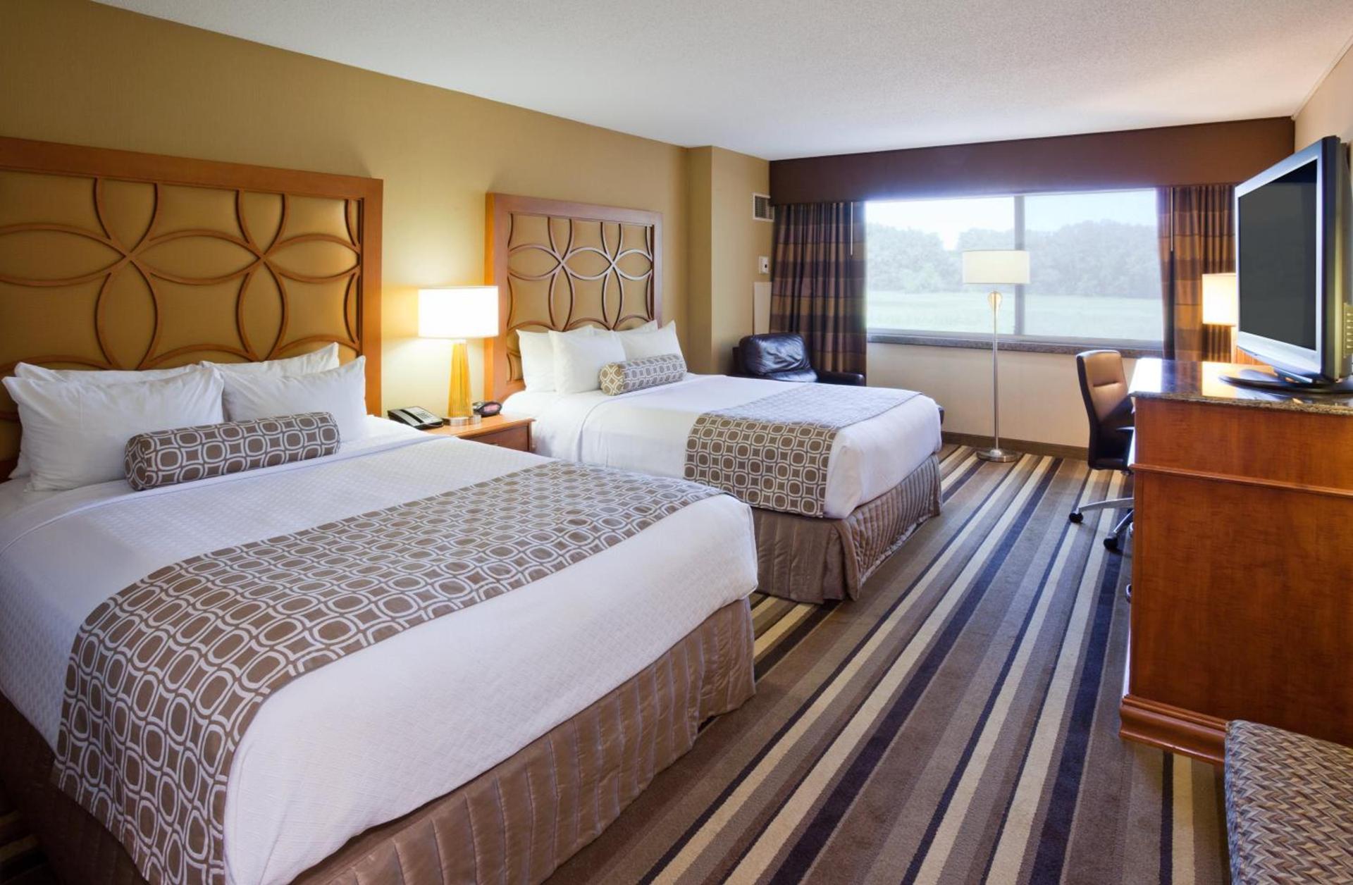 Crowne Plaza Minneapolis West by IHG photo 34
